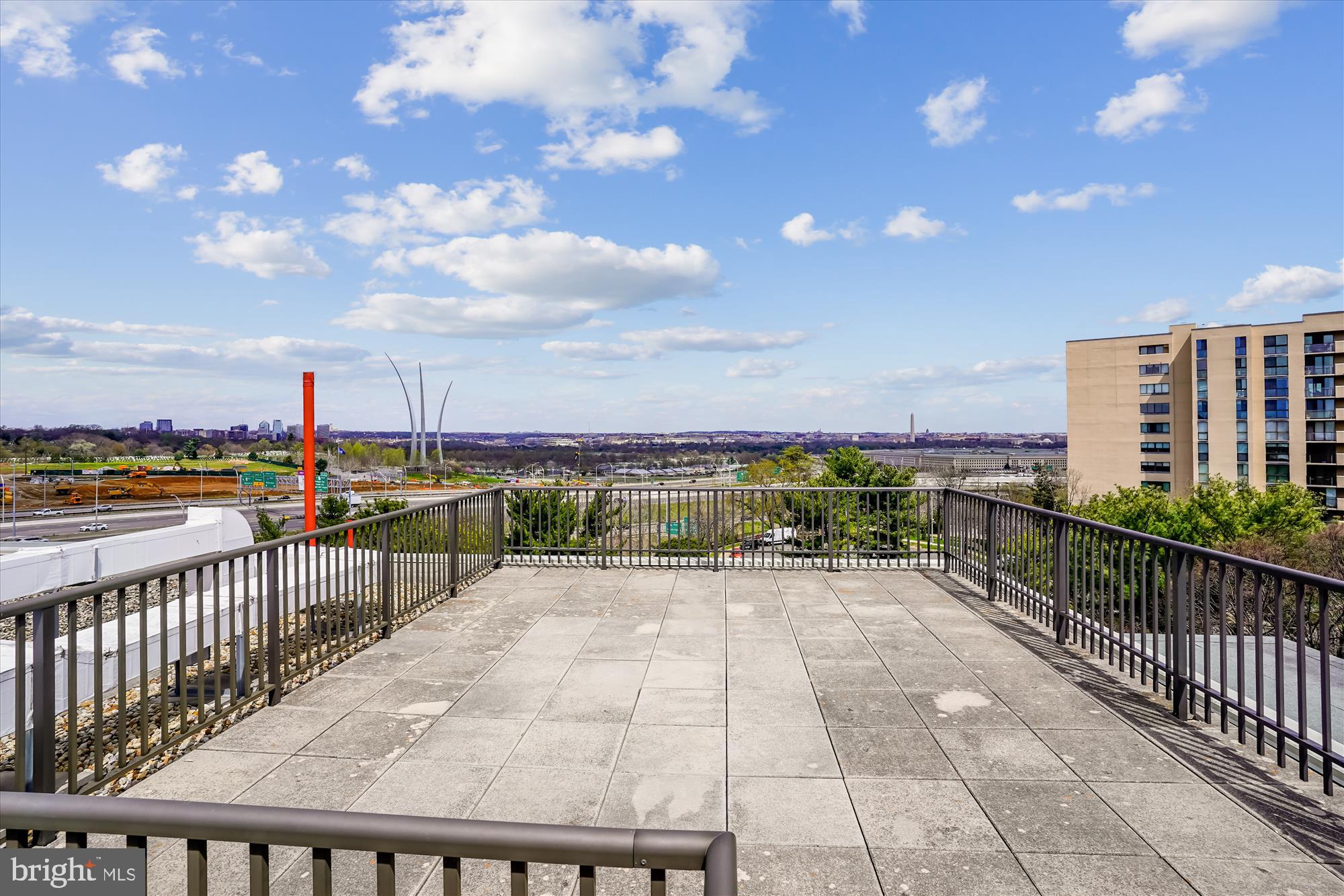 HORIZON HOUSE - Residential