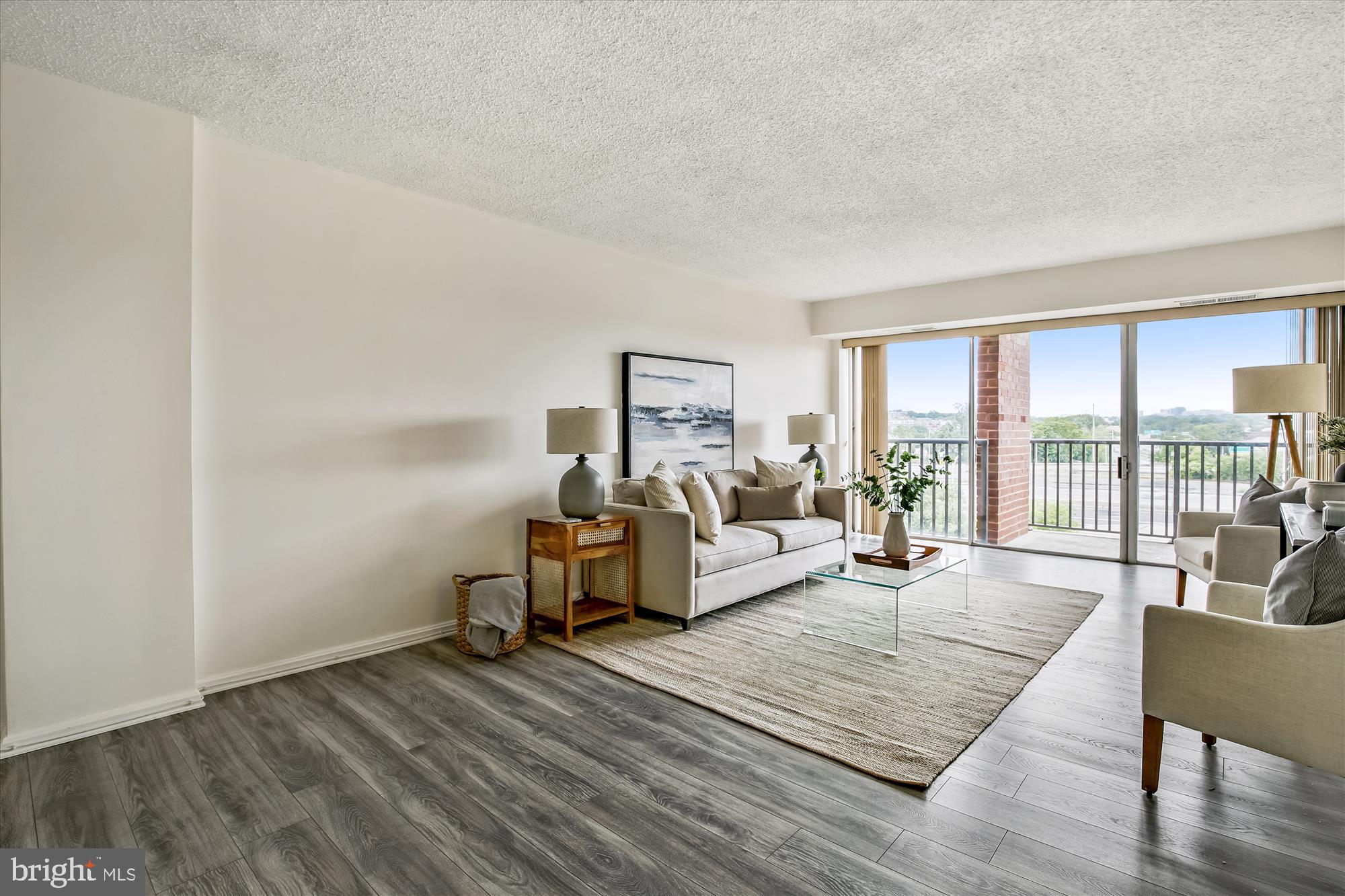 HORIZON HOUSE - Residential