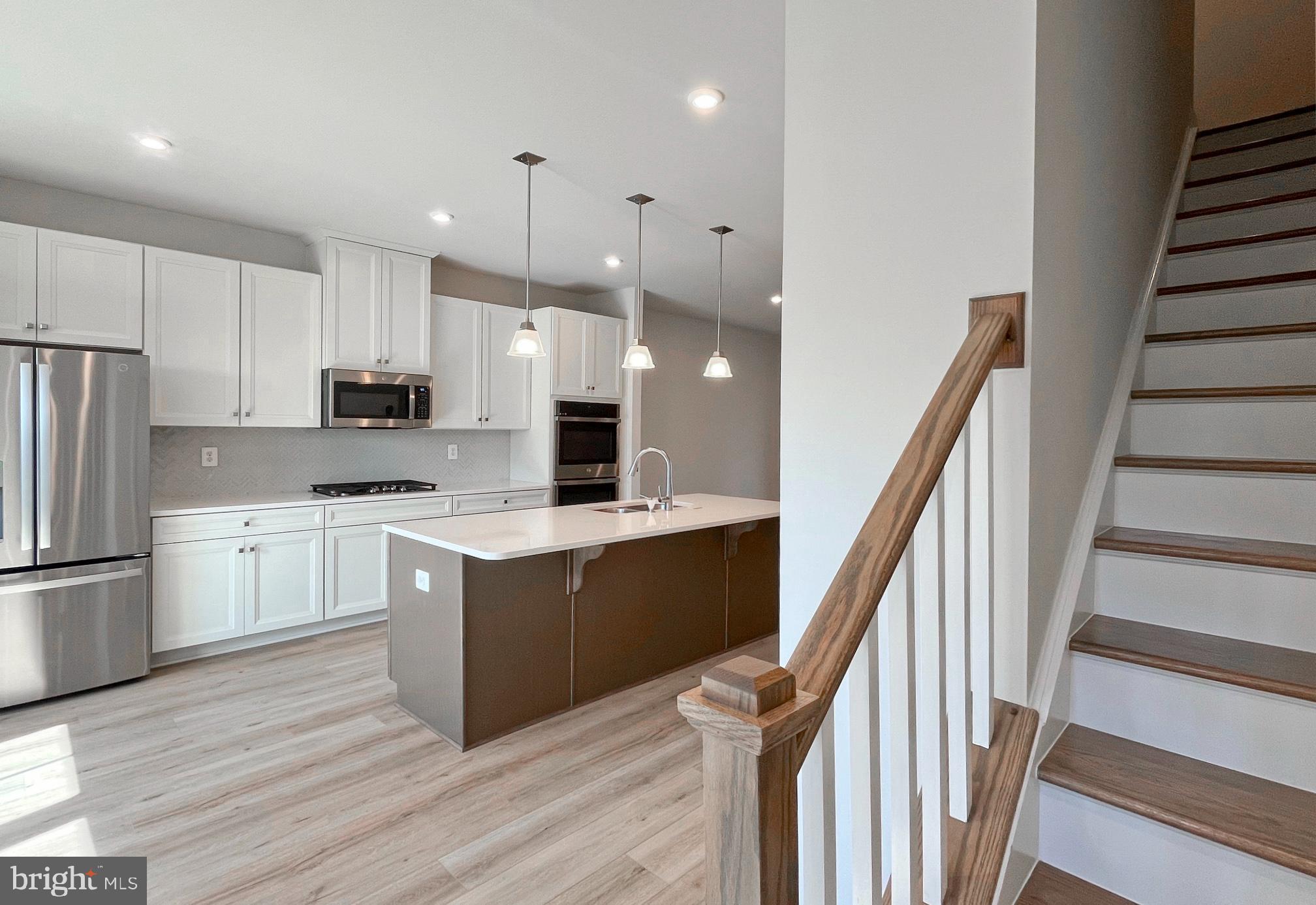 ELLIPSE AT WESTFIELDS - Residential