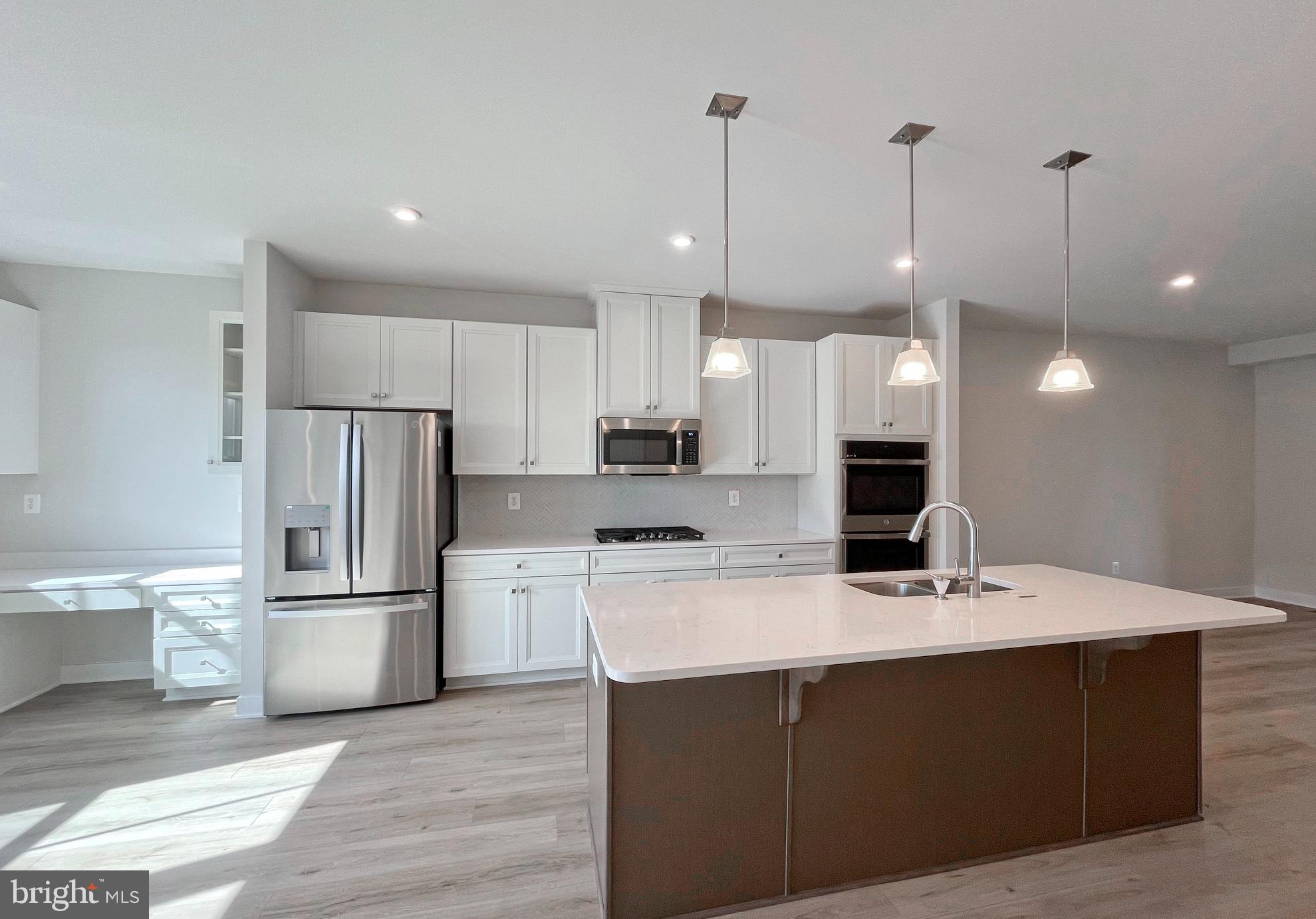 ELLIPSE AT WESTFIELDS - Residential