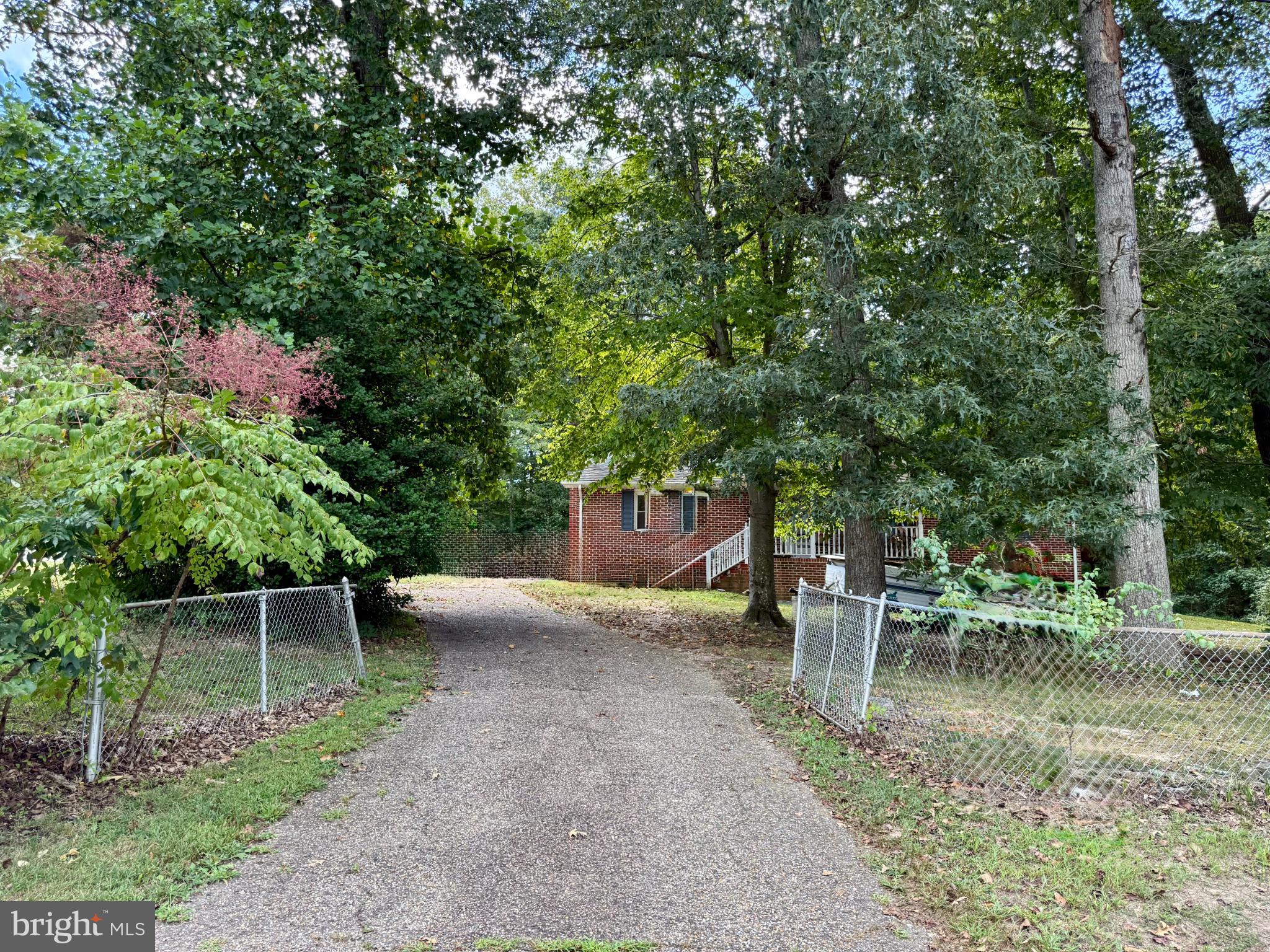 19 PERKINS LANE