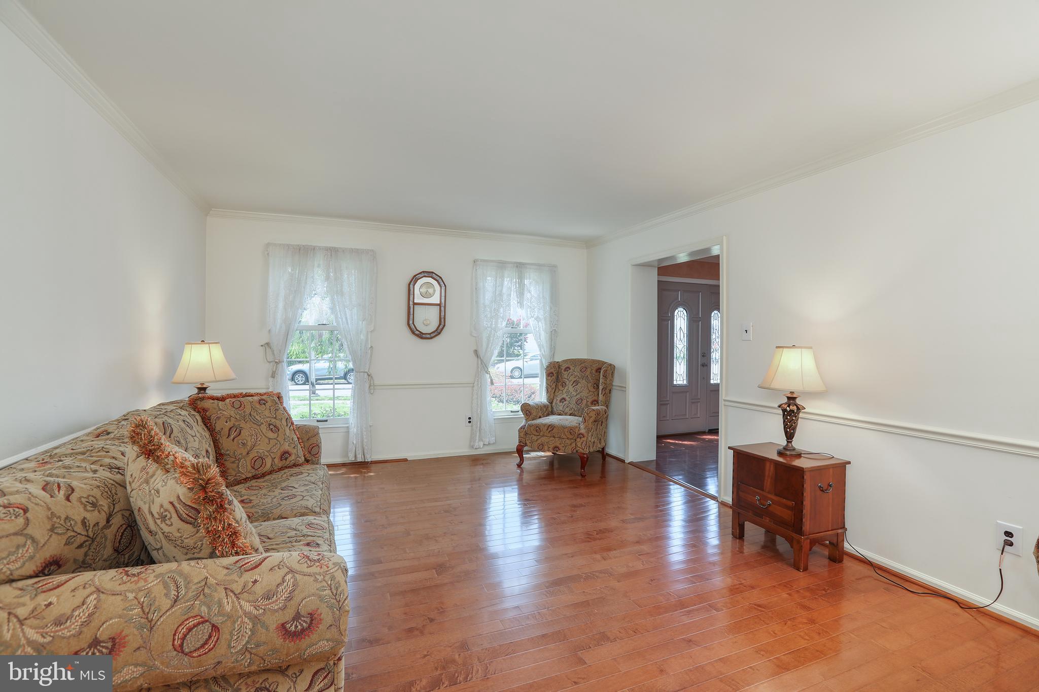 732 PAXSON LANE