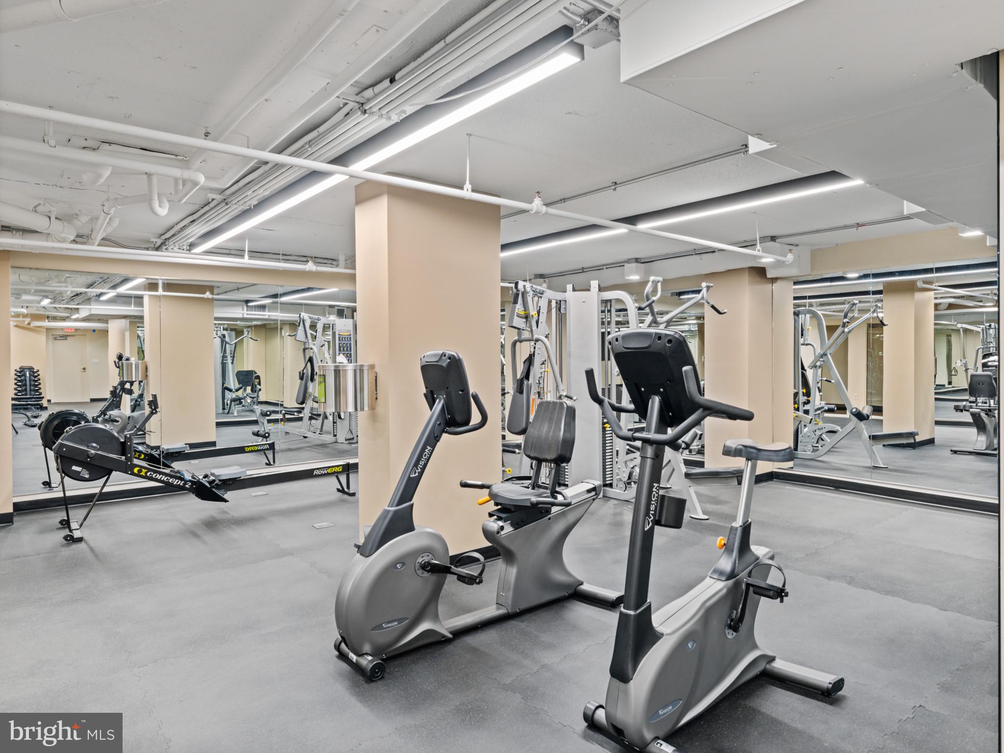 ENCORE OF MCLEAN - Residential Lease