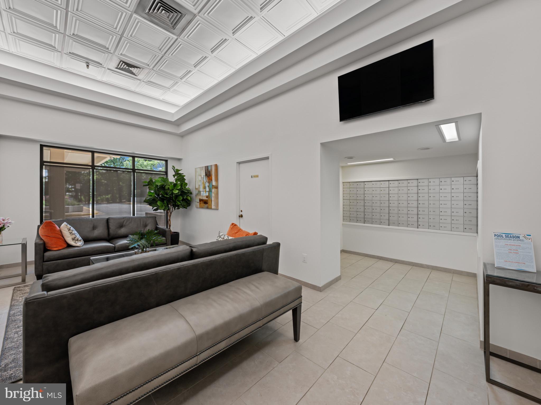 ENCORE OF MCLEAN - Residential Lease