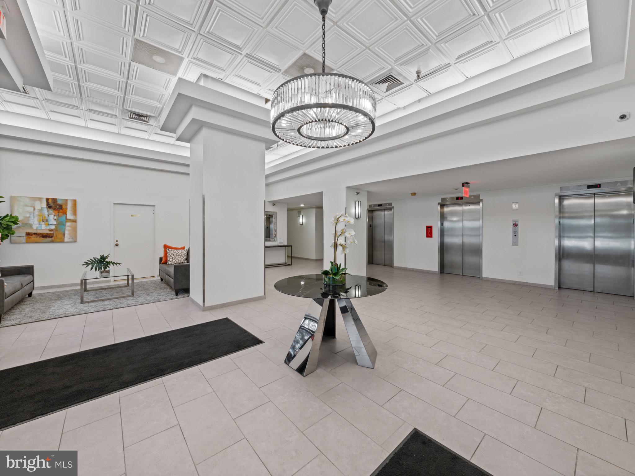 ENCORE OF MCLEAN - Residential Lease