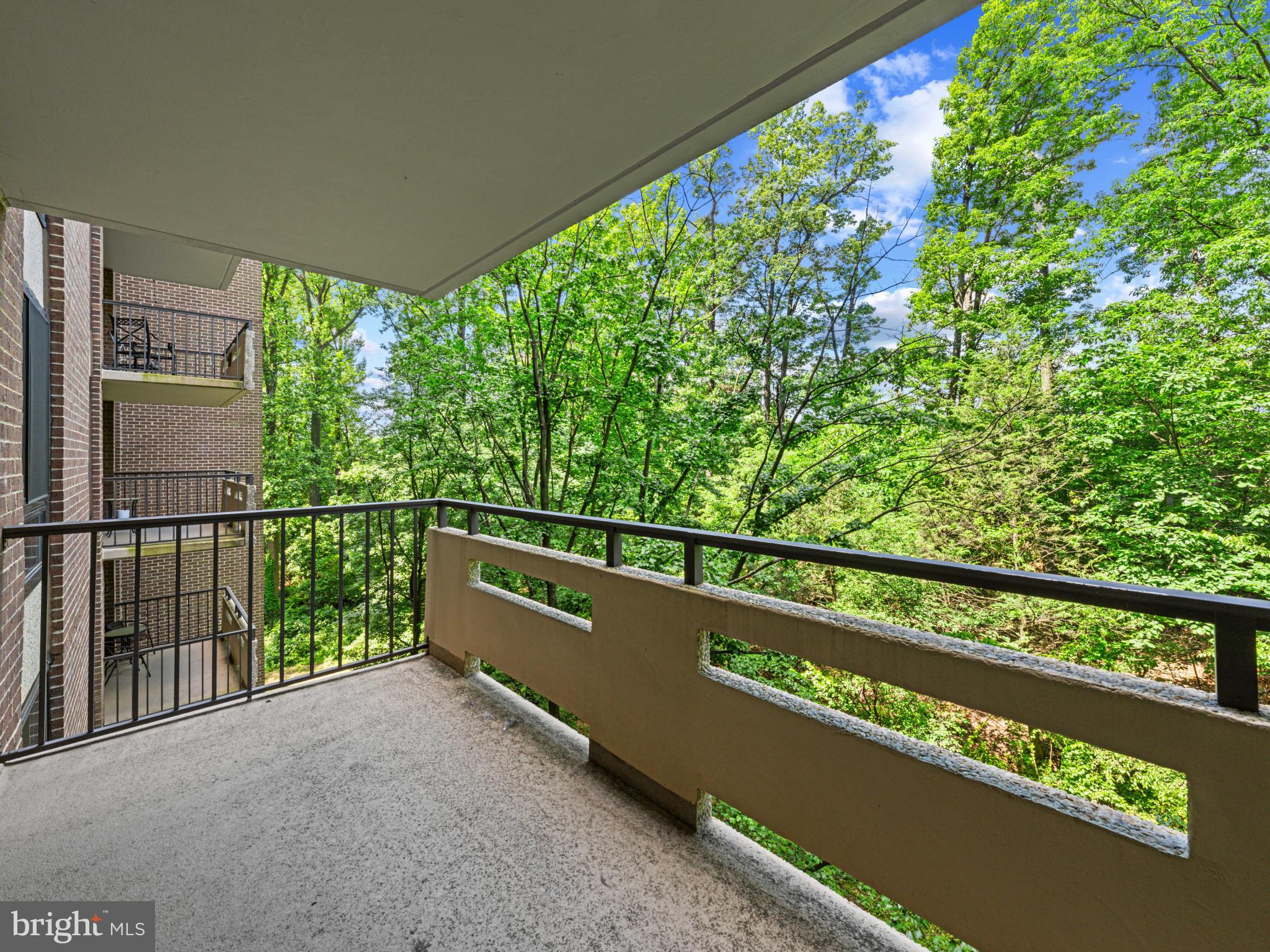 ENCORE OF MCLEAN - Residential Lease