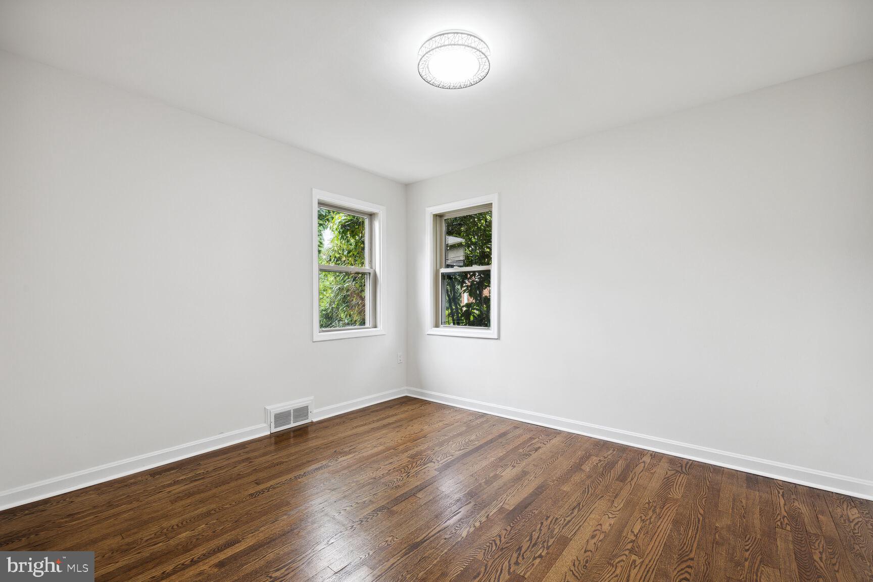 VILLA ESTATES - Residential