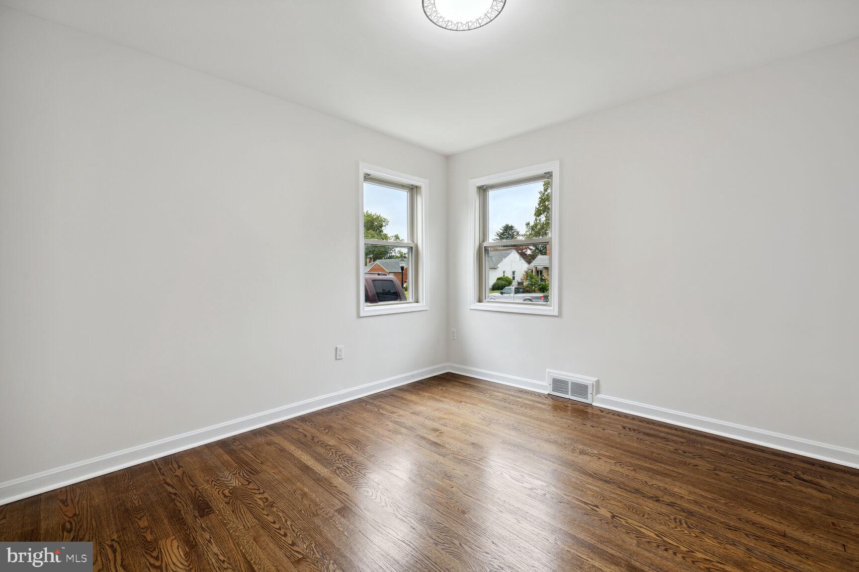 VILLA ESTATES - Residential