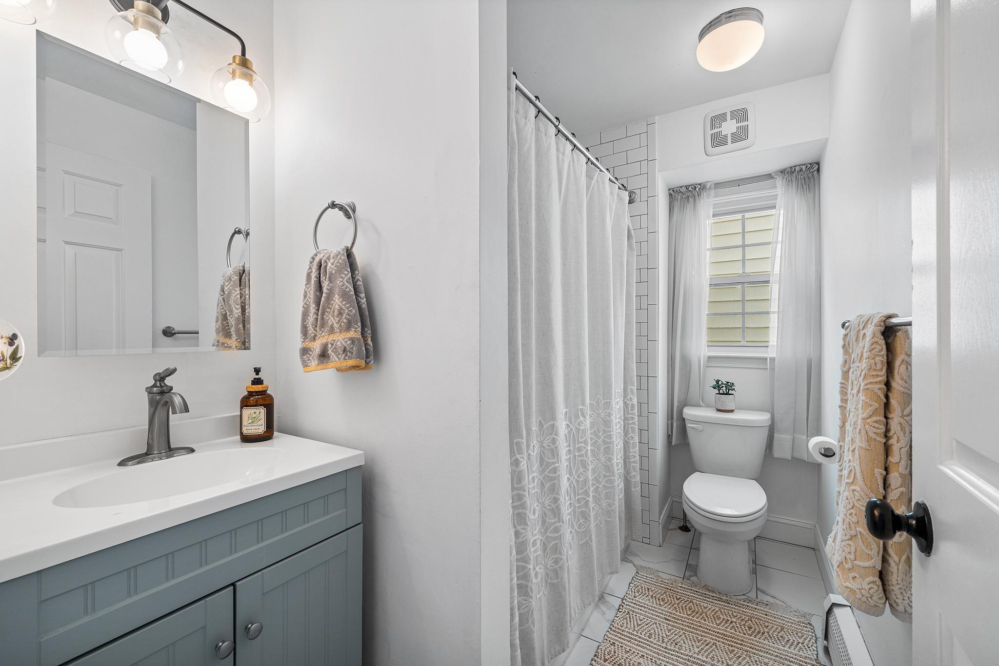 KENNETT SQ BORO - Residential