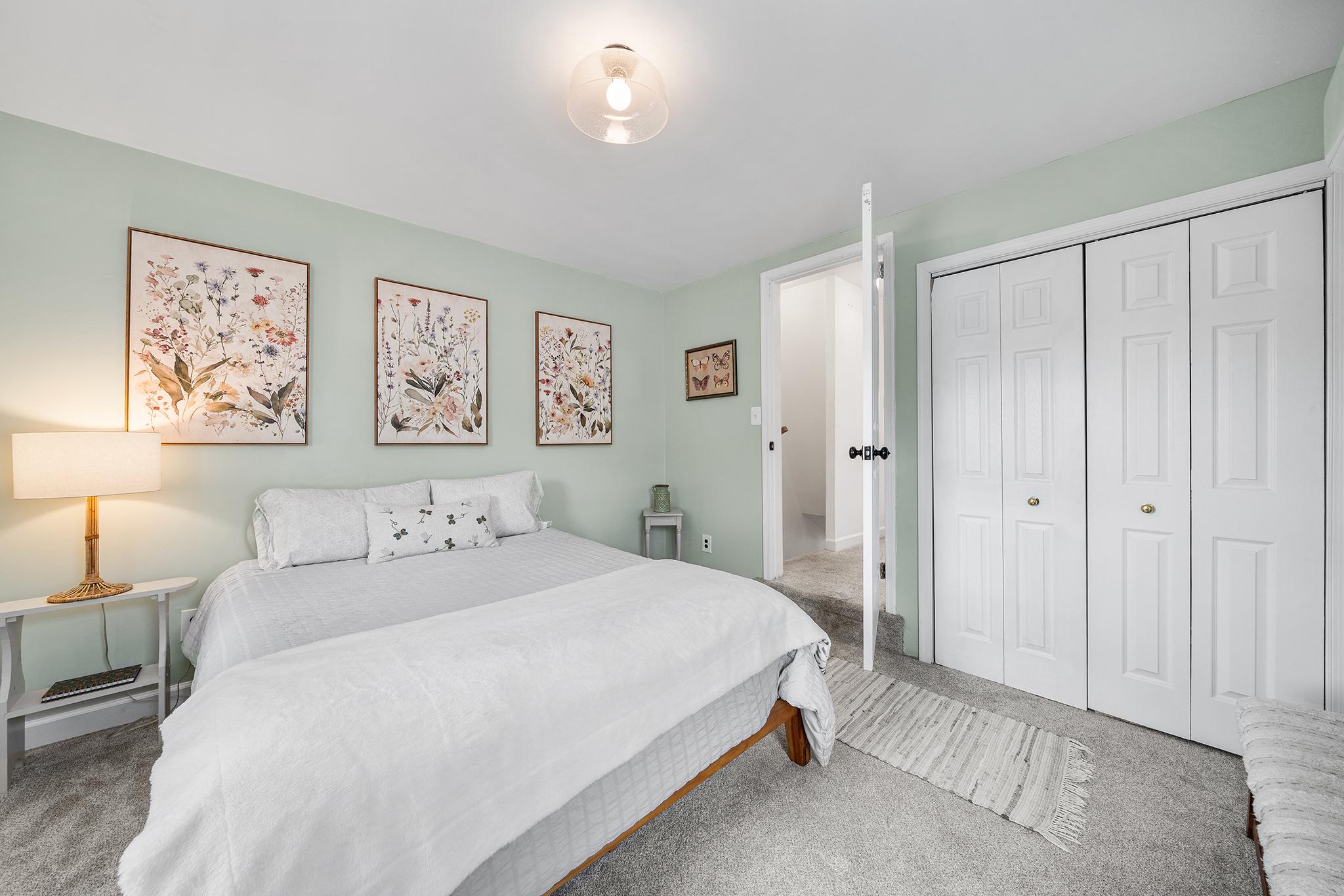 KENNETT SQ BORO - Residential