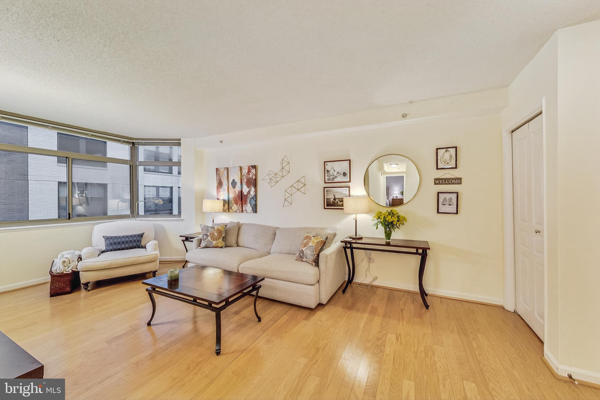 CRESCENT PLAZA - Residential