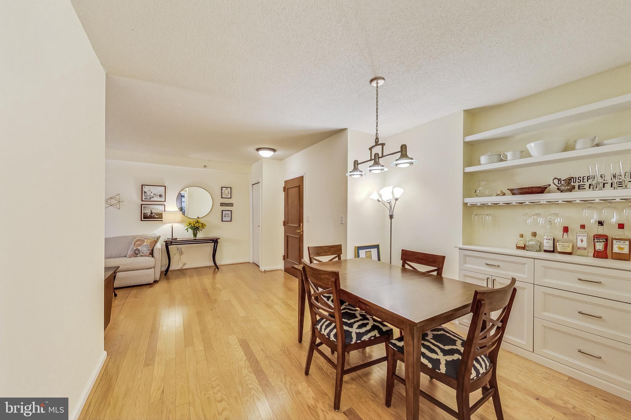 CRESCENT PLAZA - Residential