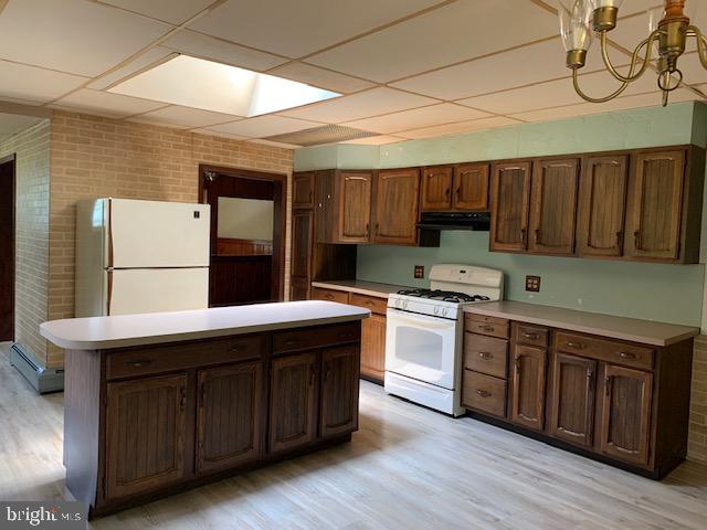 YORK TWP - Residential