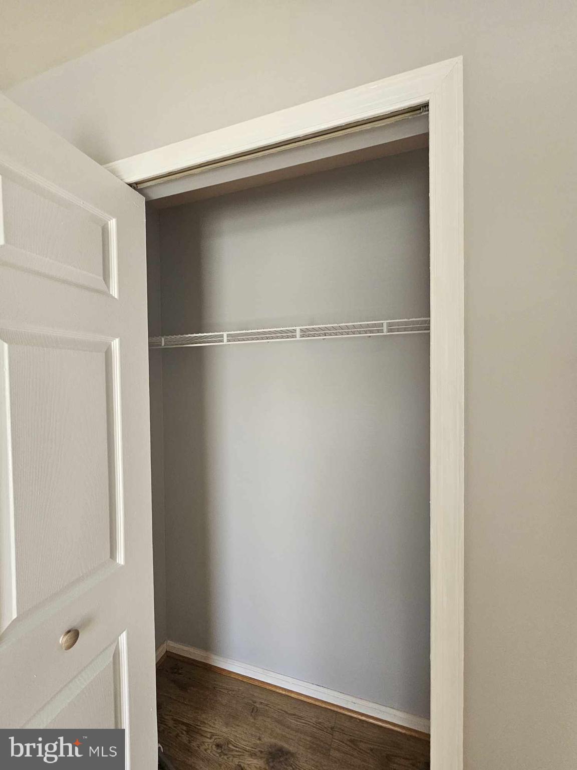 LAKE RIDGE - Residential Lease