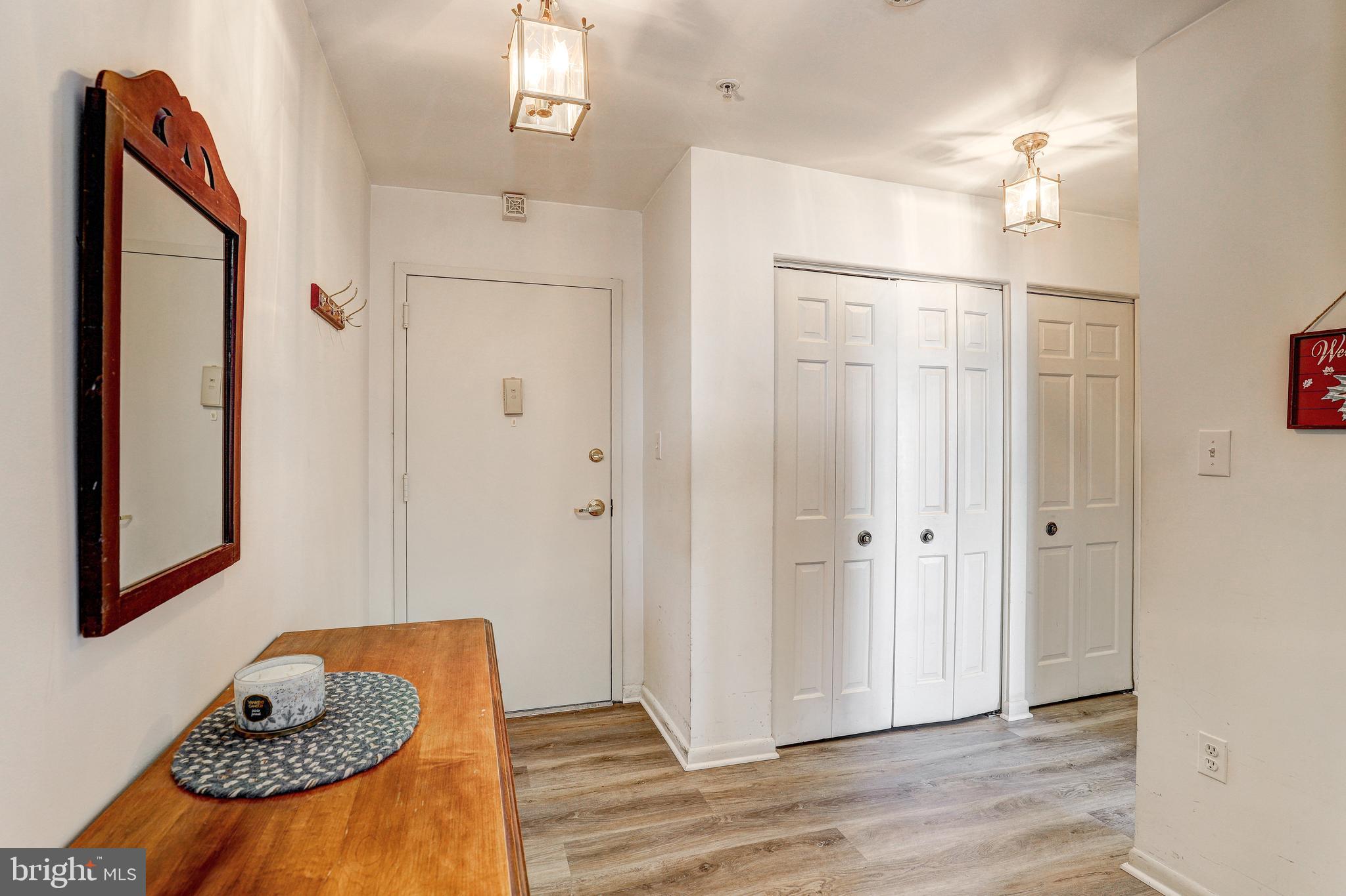 DULANEY TOWERS - Residential