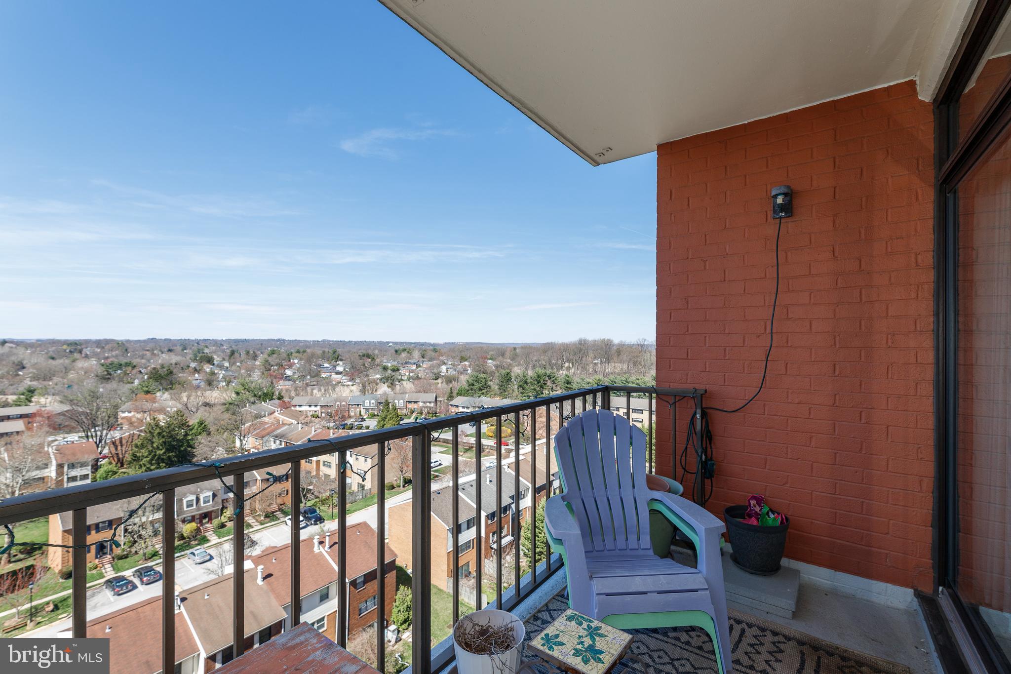 DULANEY TOWERS - Residential