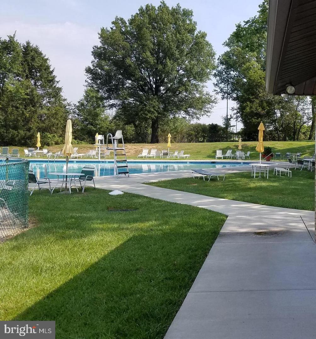 DULANEY TOWERS - Residential