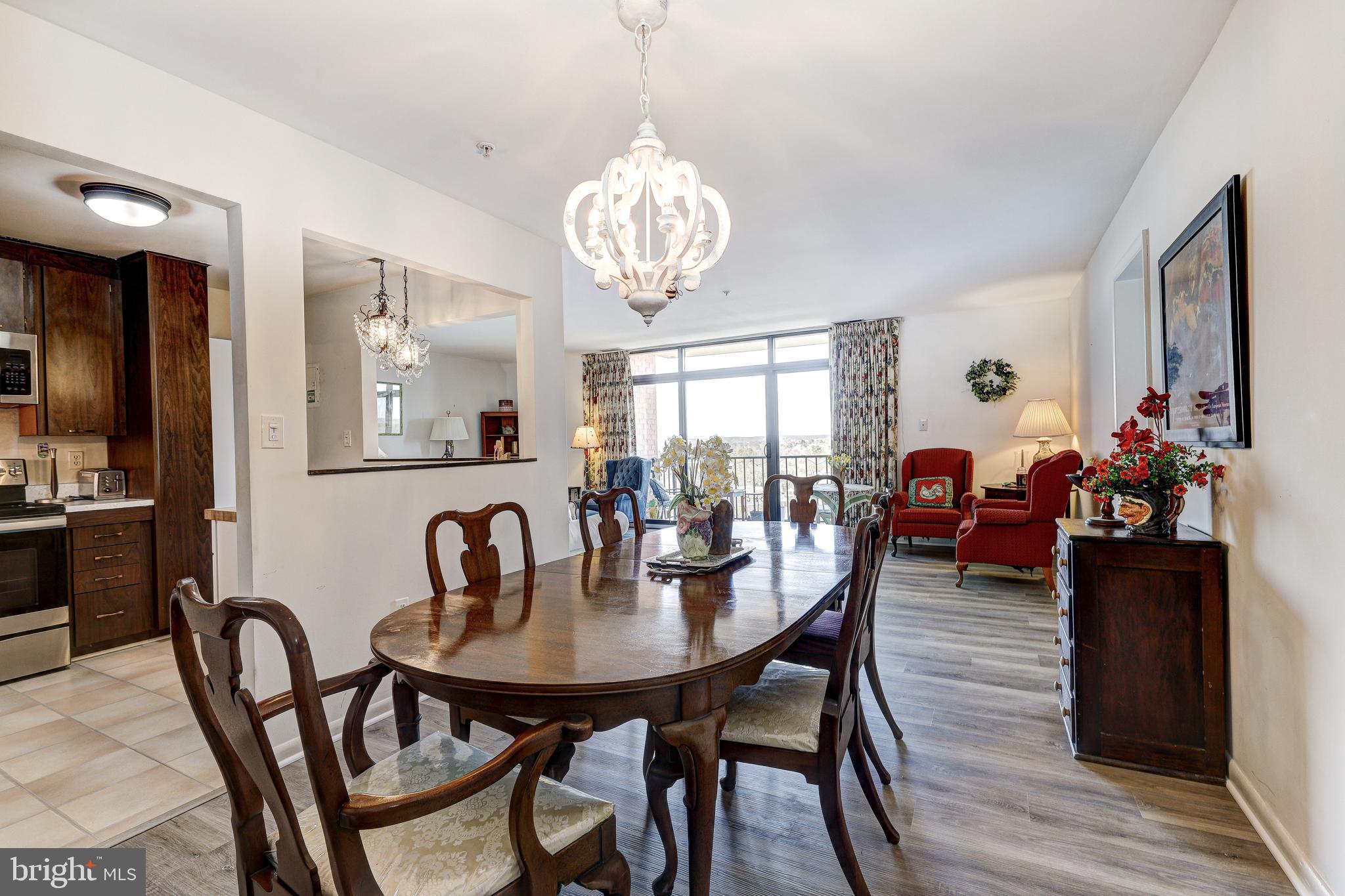 DULANEY TOWERS - Residential