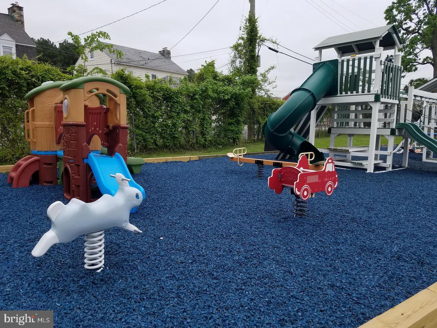 DULANEY TOWERS - Residential