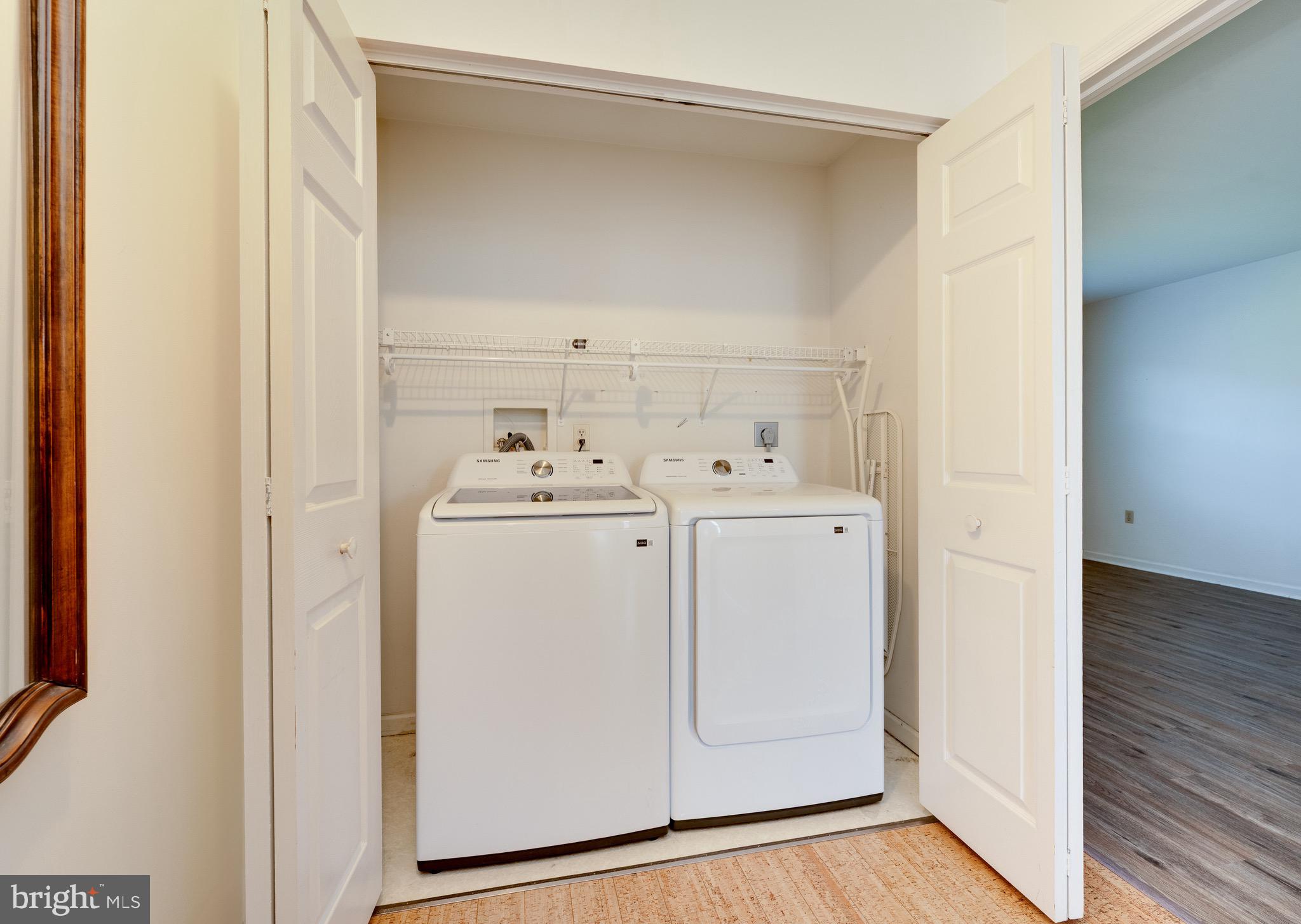 THOMAS GARDENS - Residential