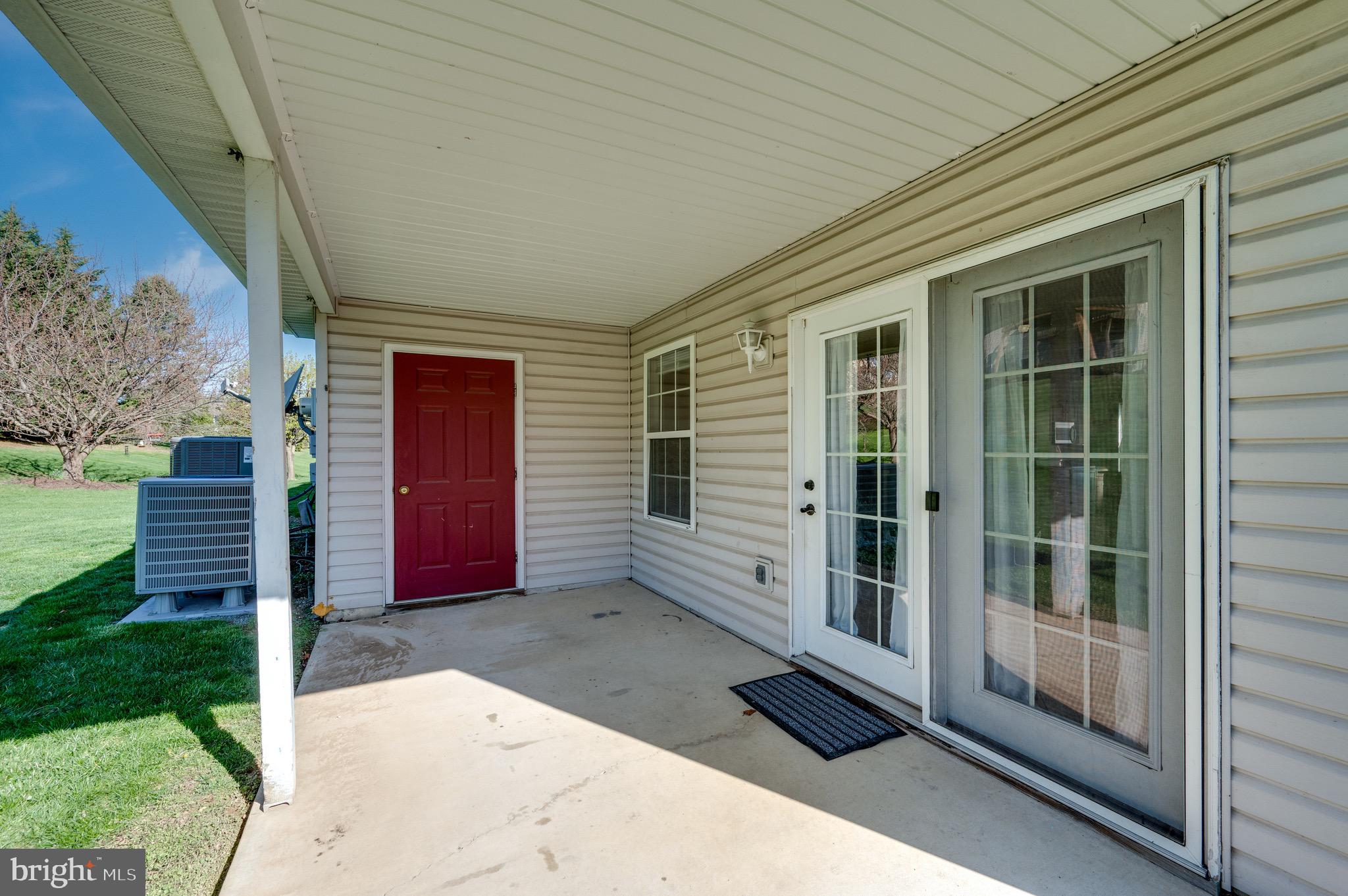 THOMAS GARDENS - Residential