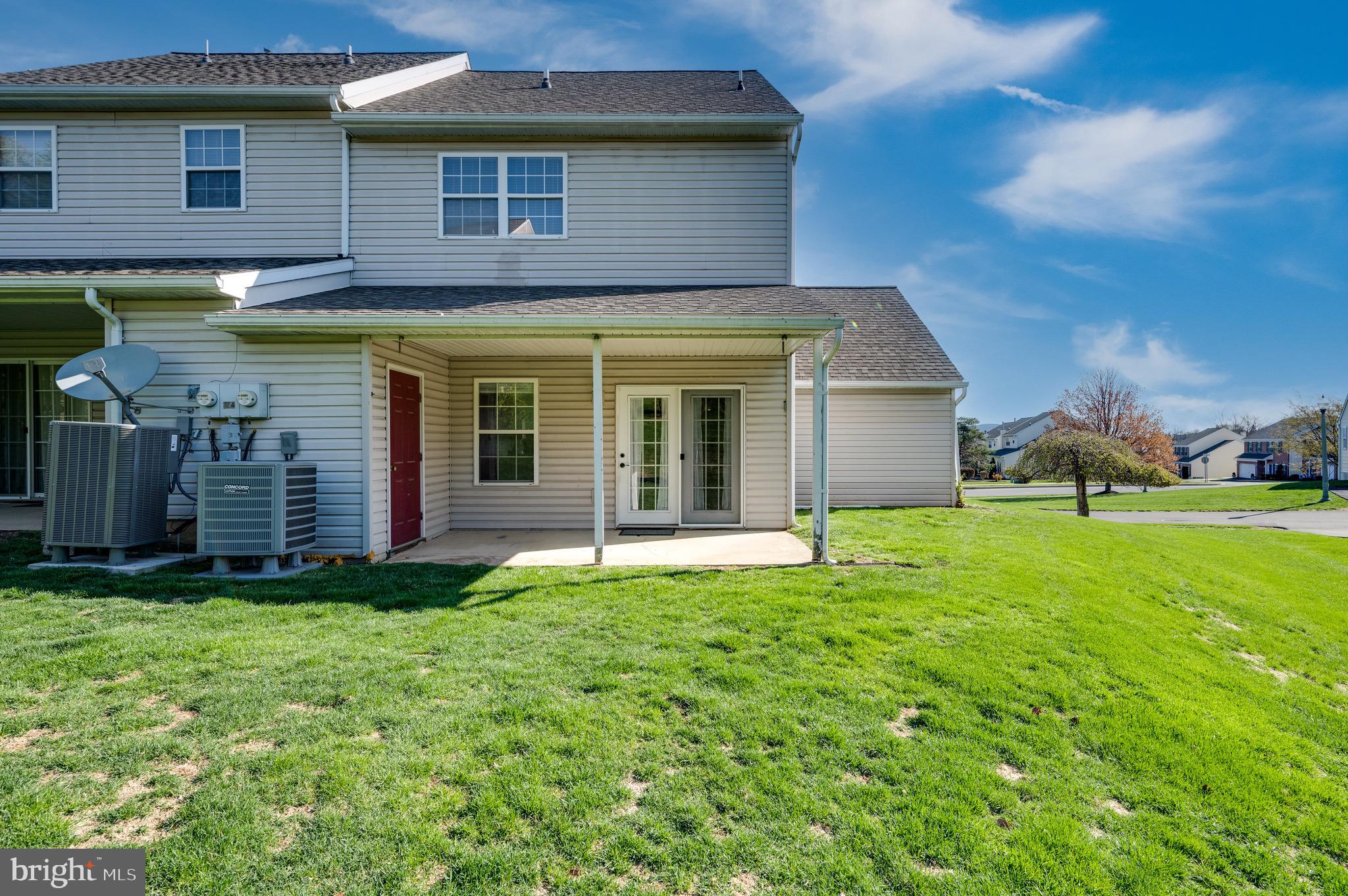 THOMAS GARDENS - Residential