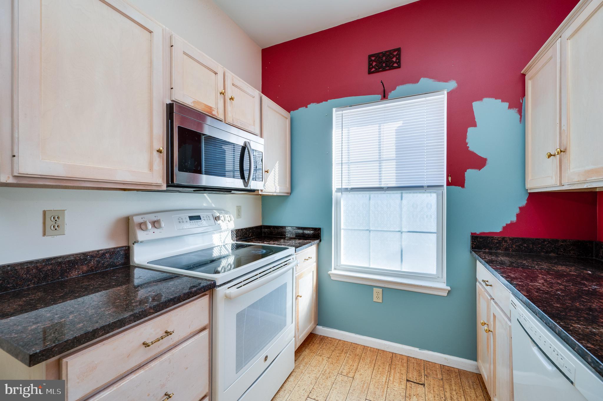 THOMAS GARDENS - Residential