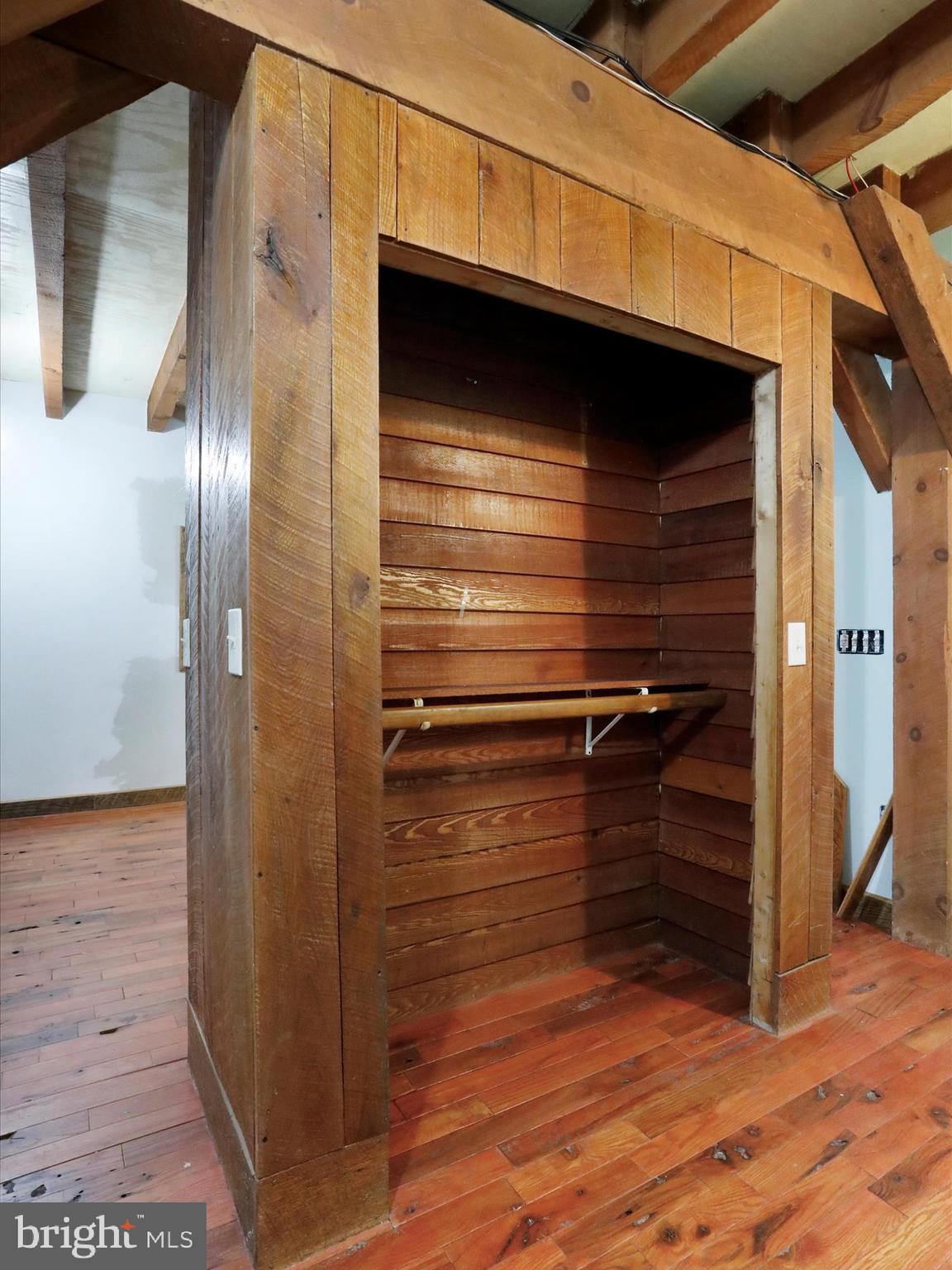 MOUNTAIN RIVER RETREAT - Residential