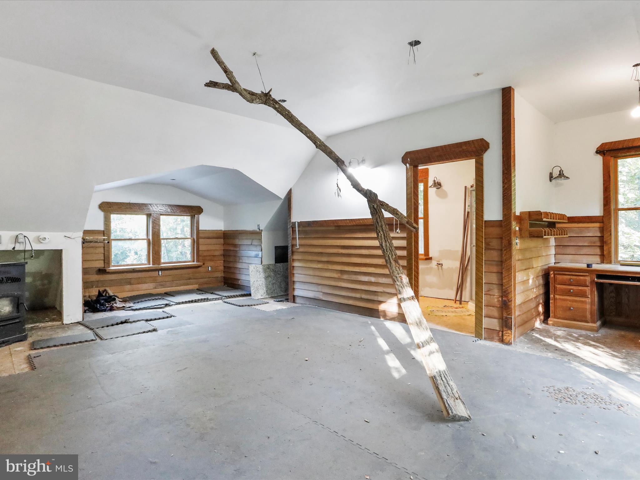 MOUNTAIN RIVER RETREAT - Residential