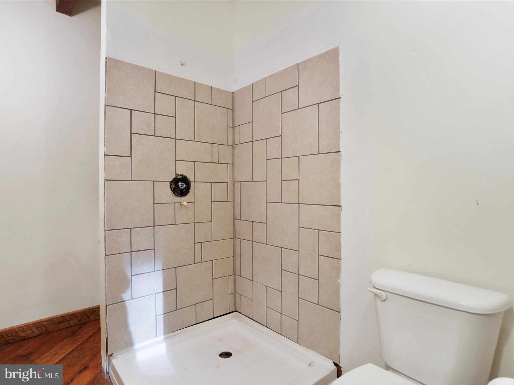 MOUNTAIN RIVER RETREAT - Residential