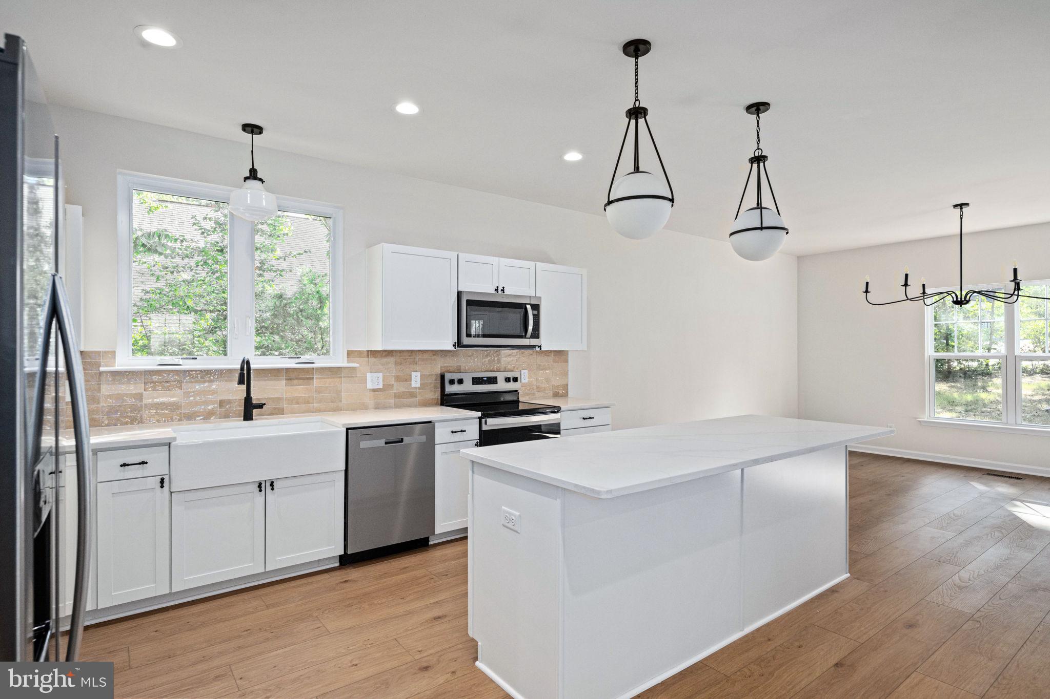 LAKE OF THE WOODS - Residential