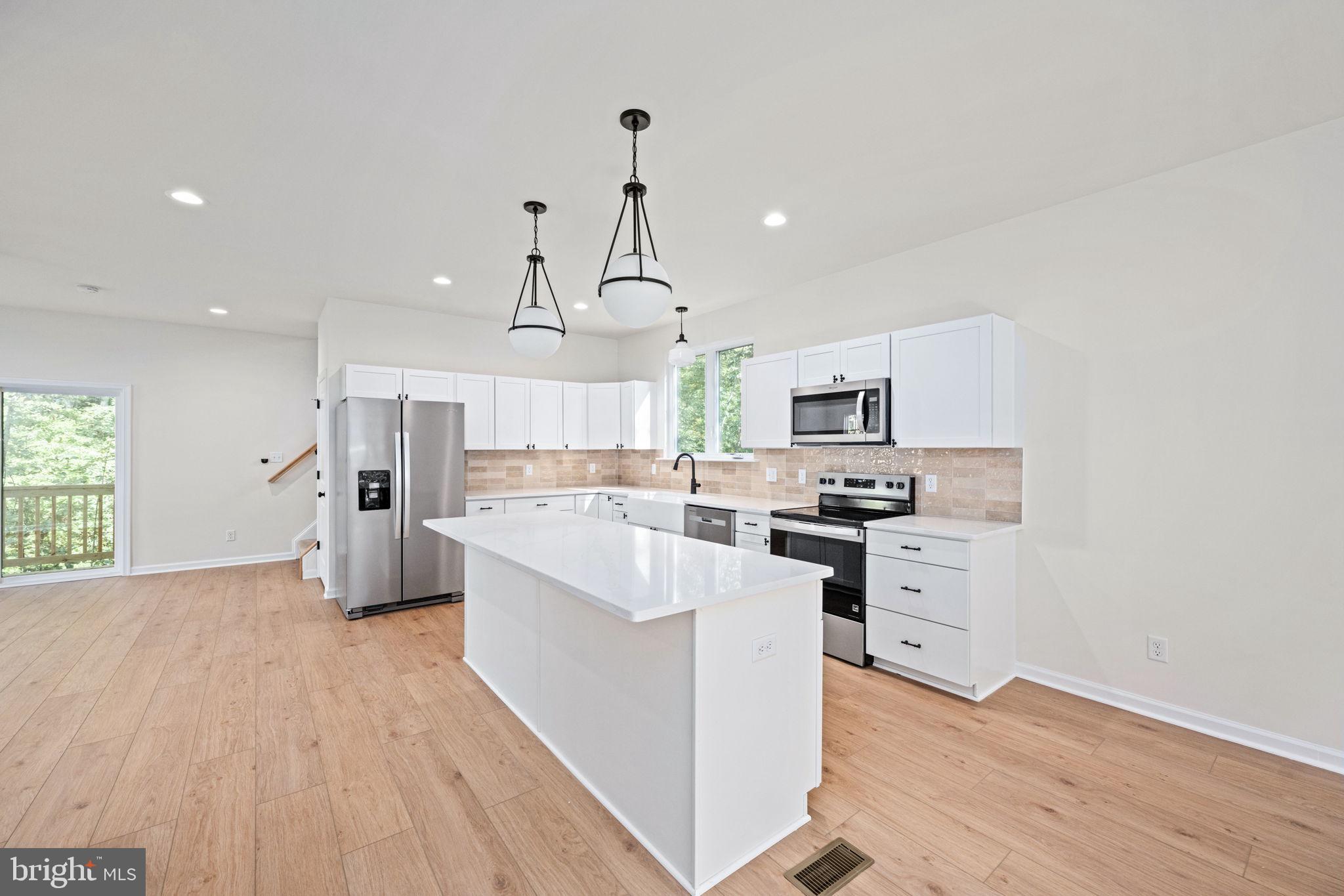 LAKE OF THE WOODS - Residential