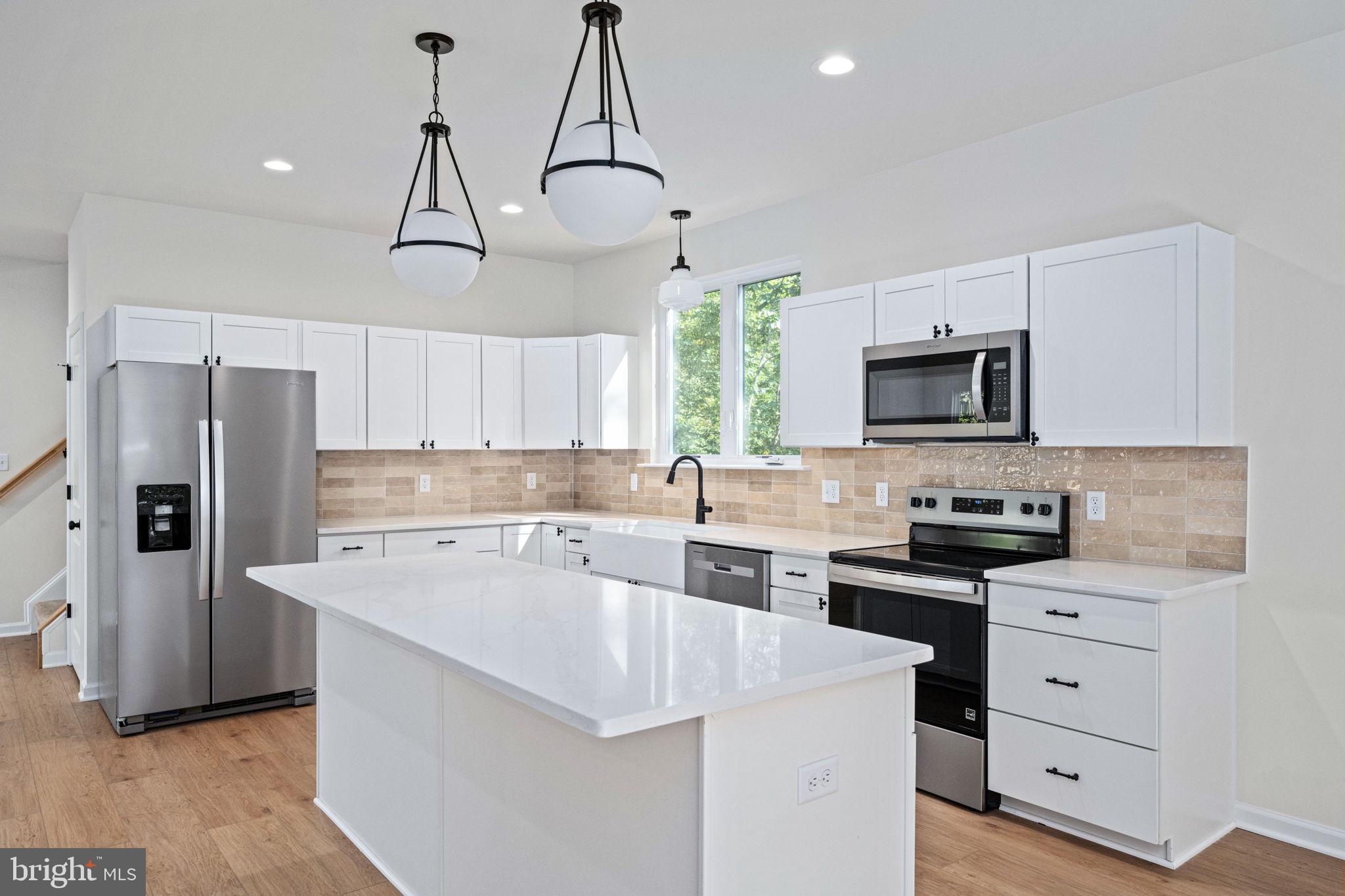 LAKE OF THE WOODS - Residential