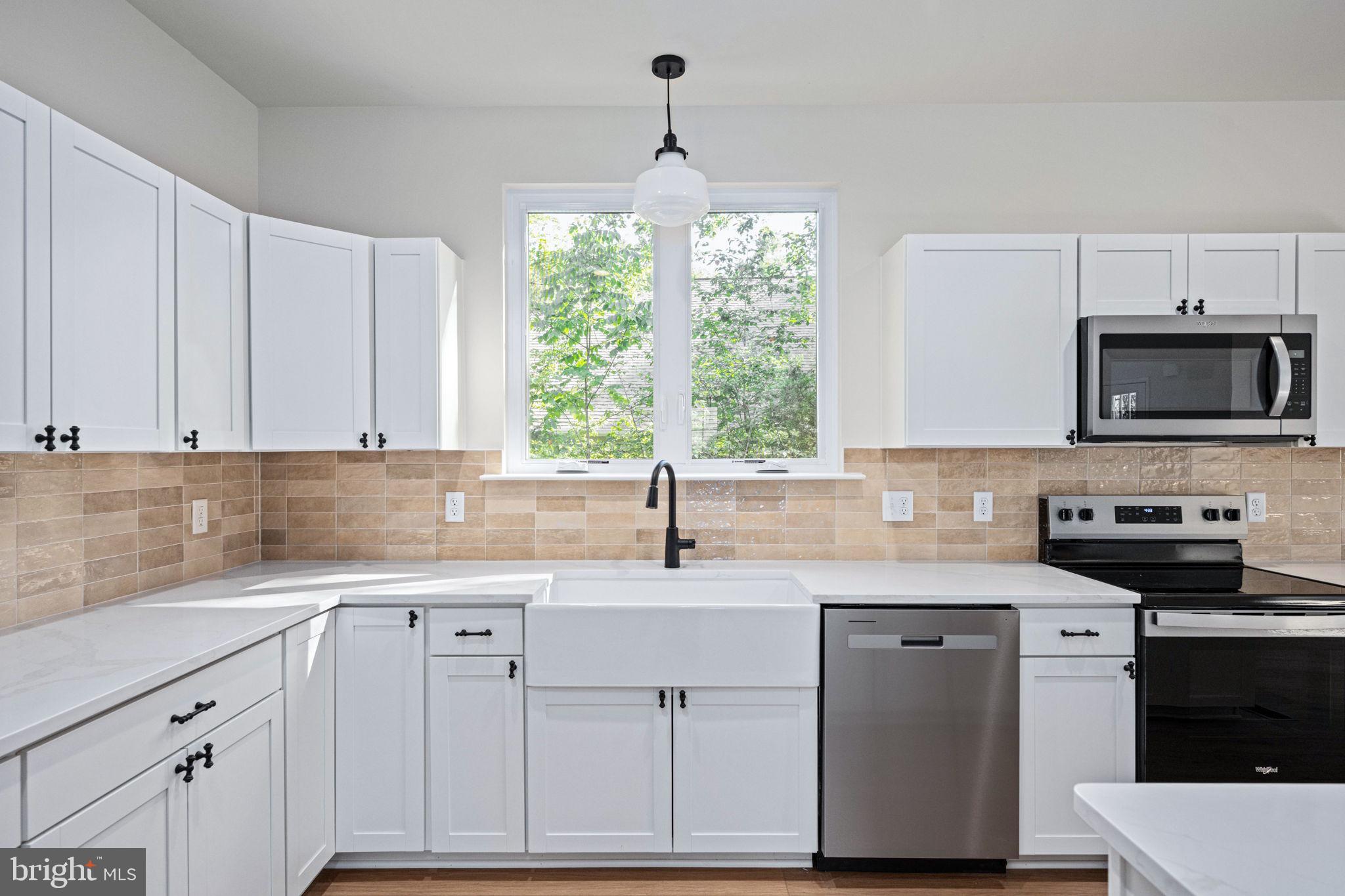 LAKE OF THE WOODS - Residential