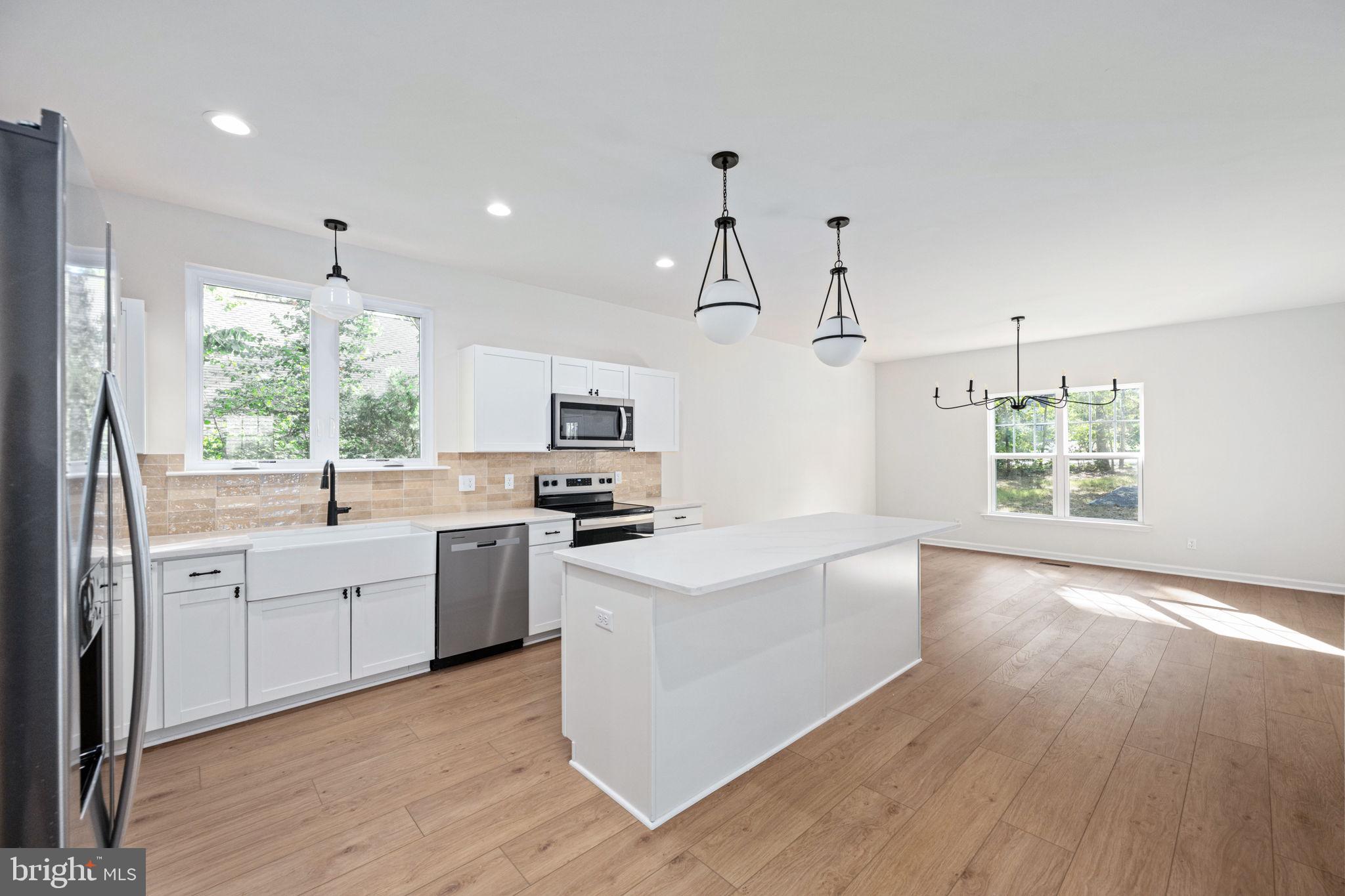 LAKE OF THE WOODS - Residential