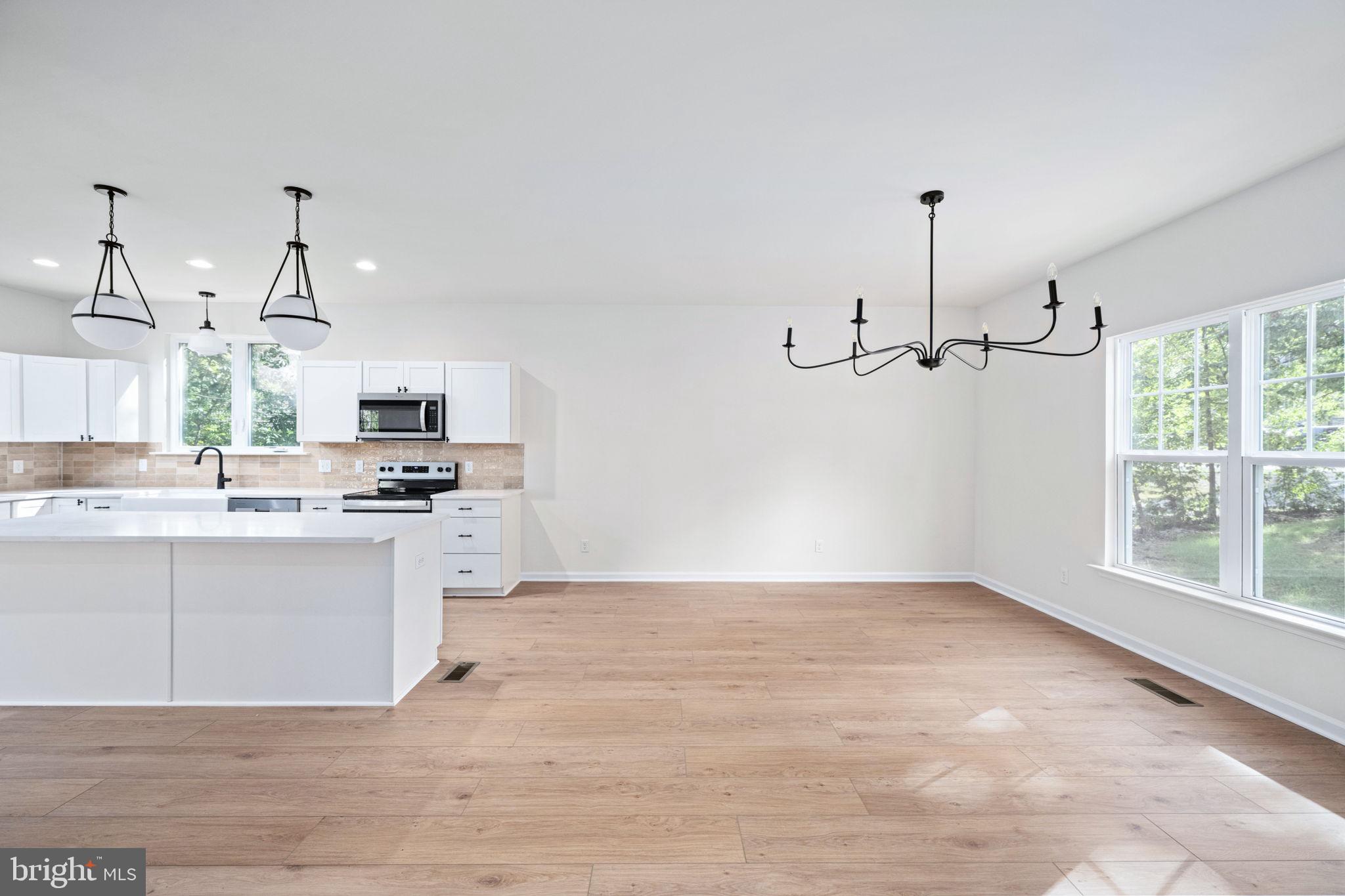 LAKE OF THE WOODS - Residential