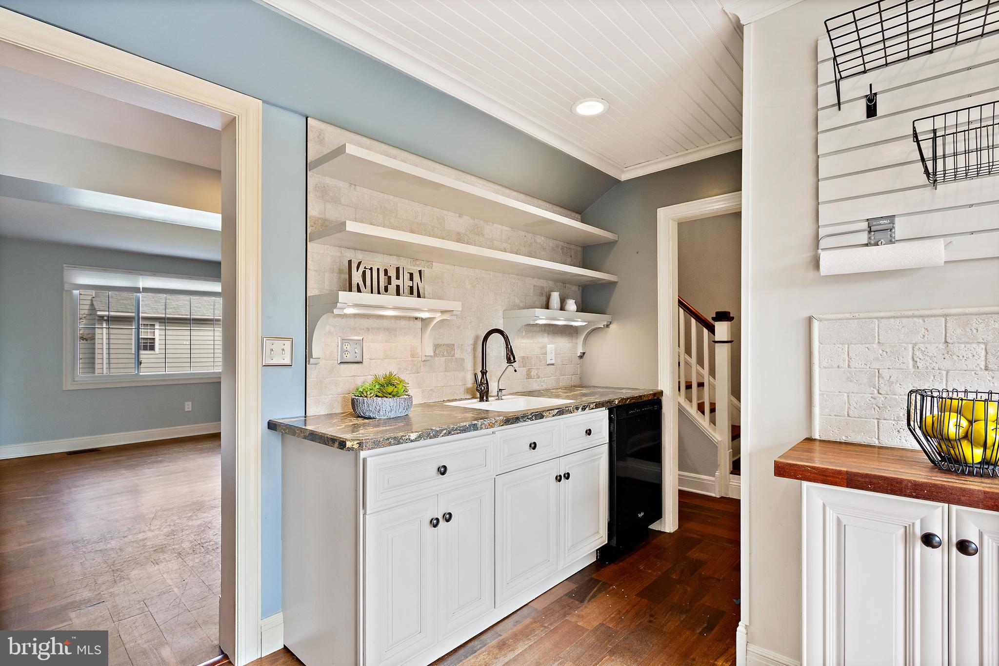 GLADE TOWN - Residential