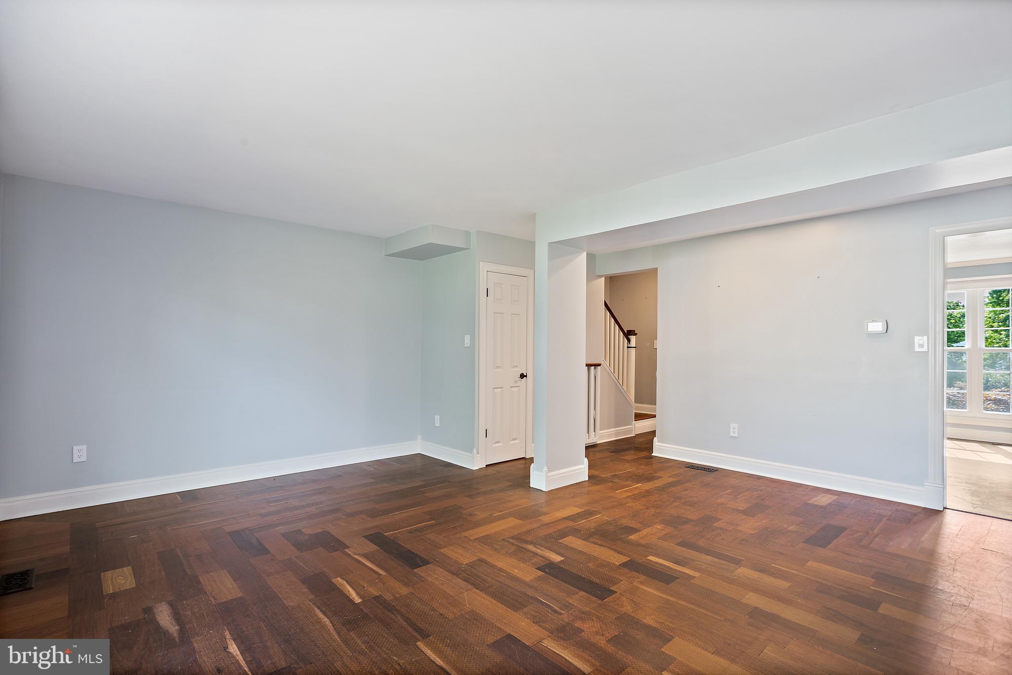 GLADE TOWN - Residential