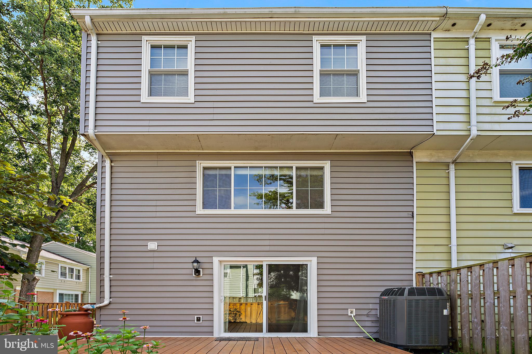 GLADE TOWN - Residential