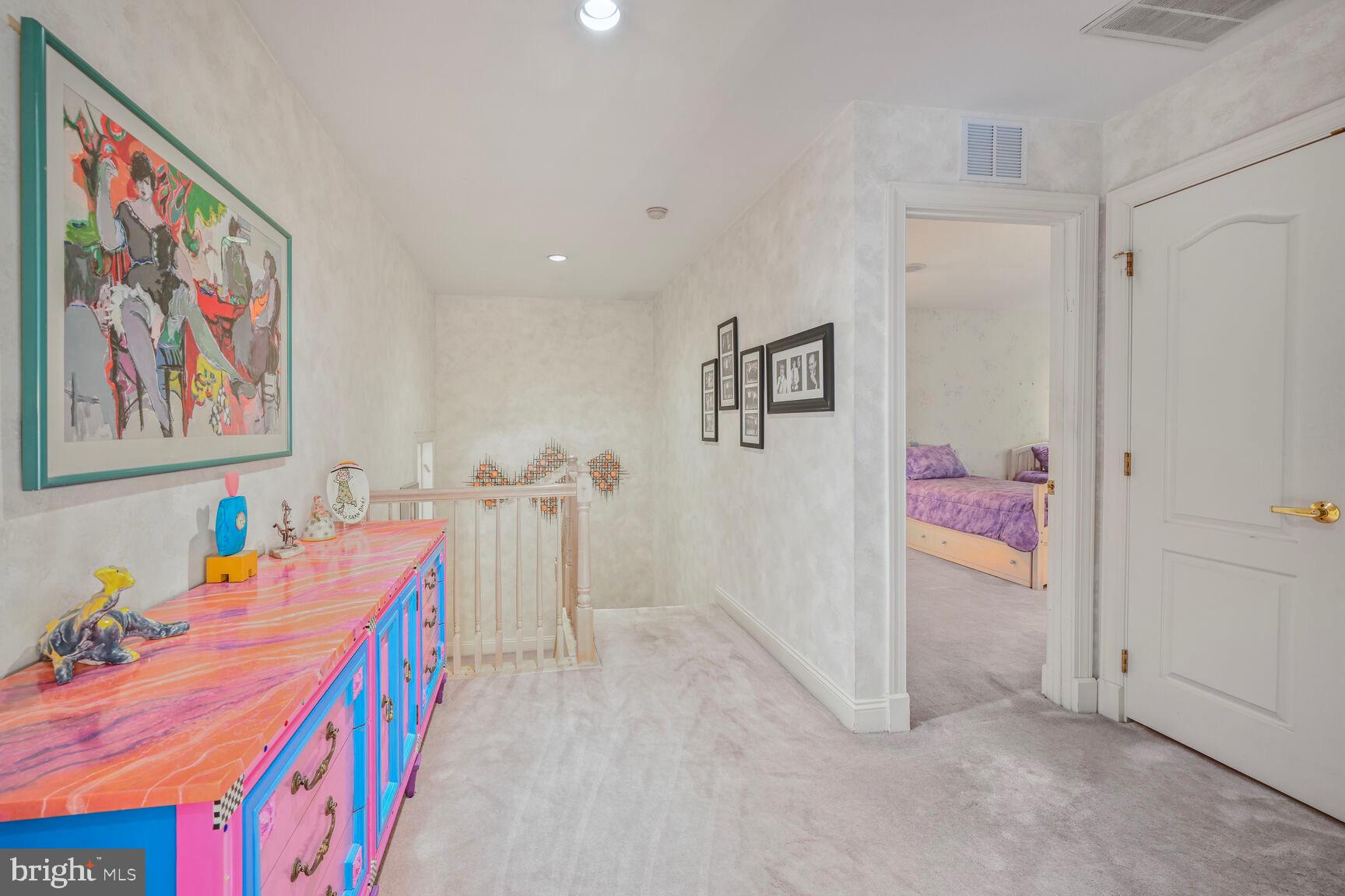 GROSVENOR WOODS - Residential