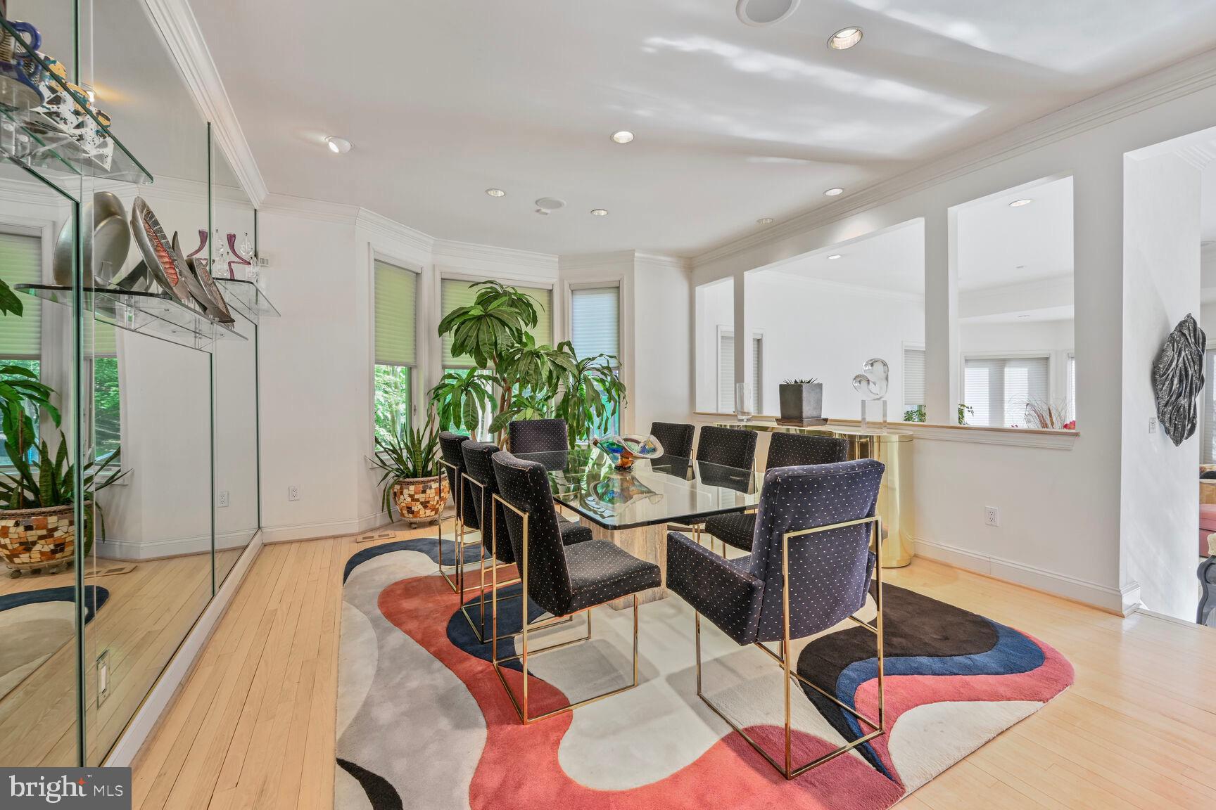 GROSVENOR WOODS - Residential