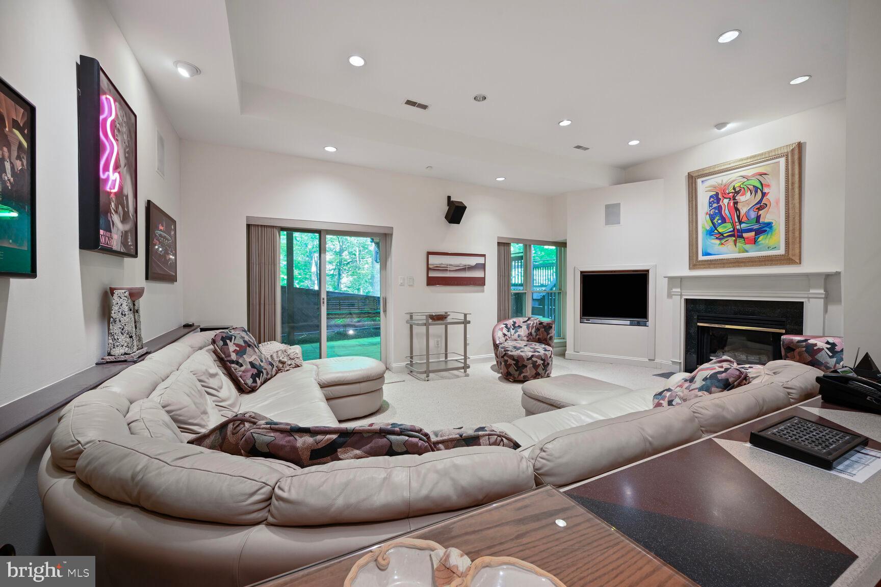 GROSVENOR WOODS - Residential