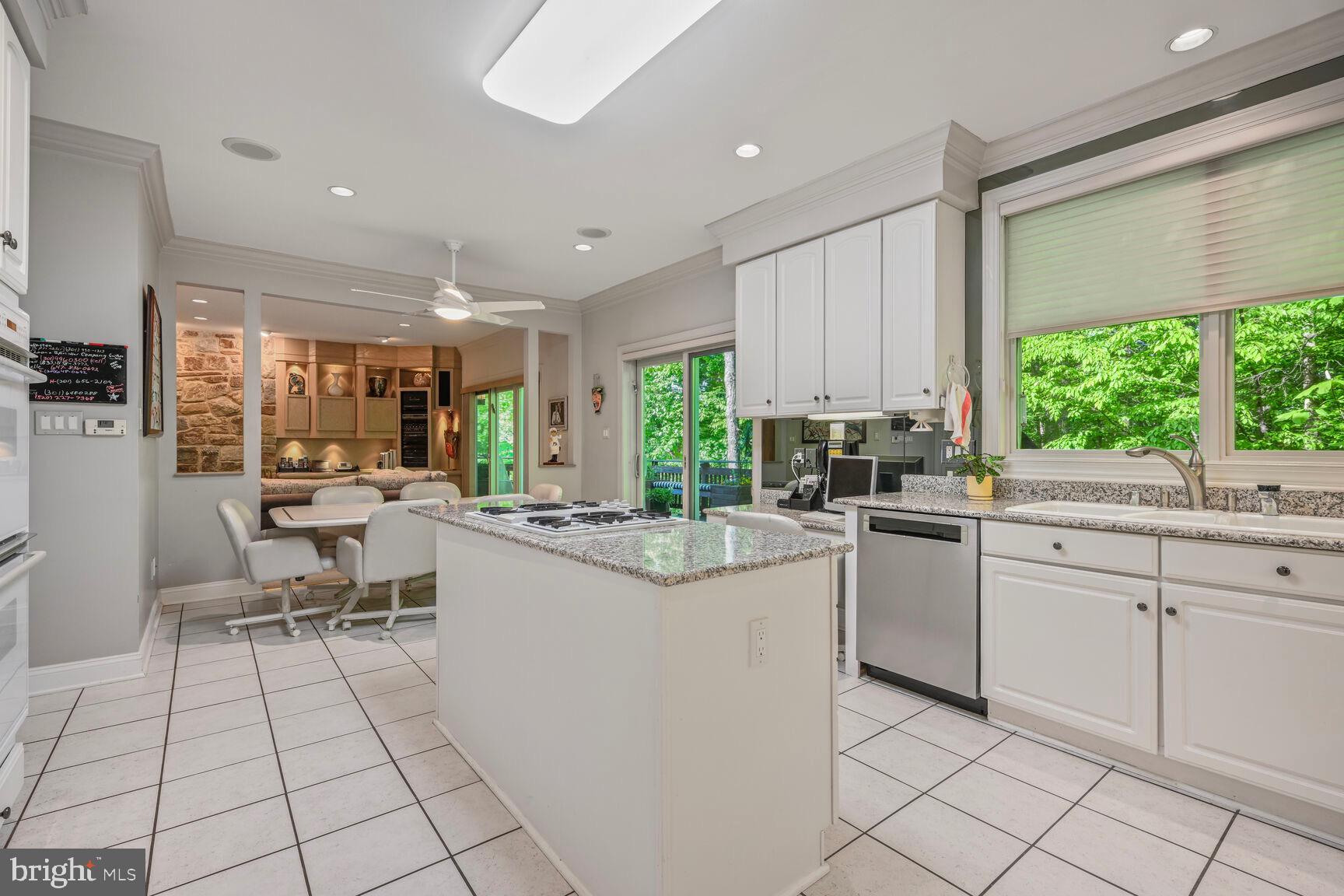 GROSVENOR WOODS - Residential