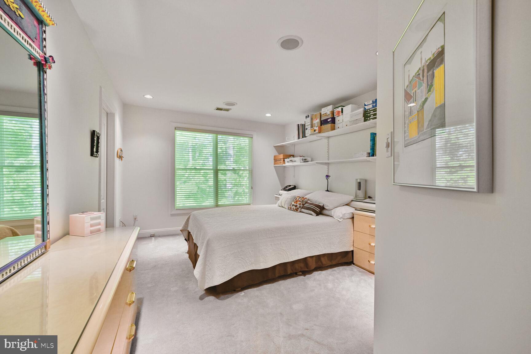 GROSVENOR WOODS - Residential