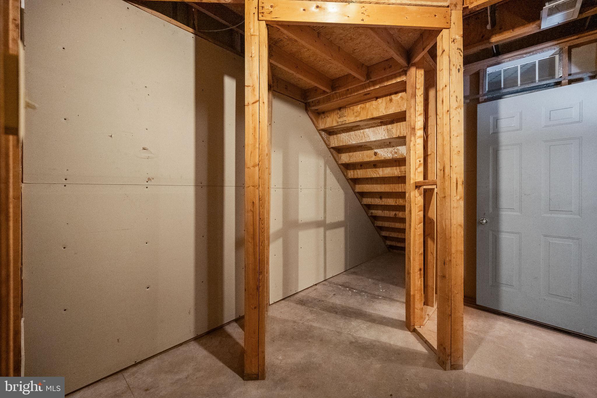 LIFESTYLE AT SULLY STATION - Residential