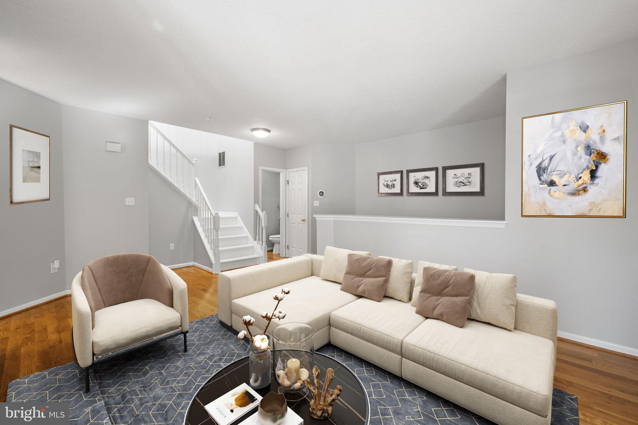 LIFESTYLE AT SULLY STATION - Residential