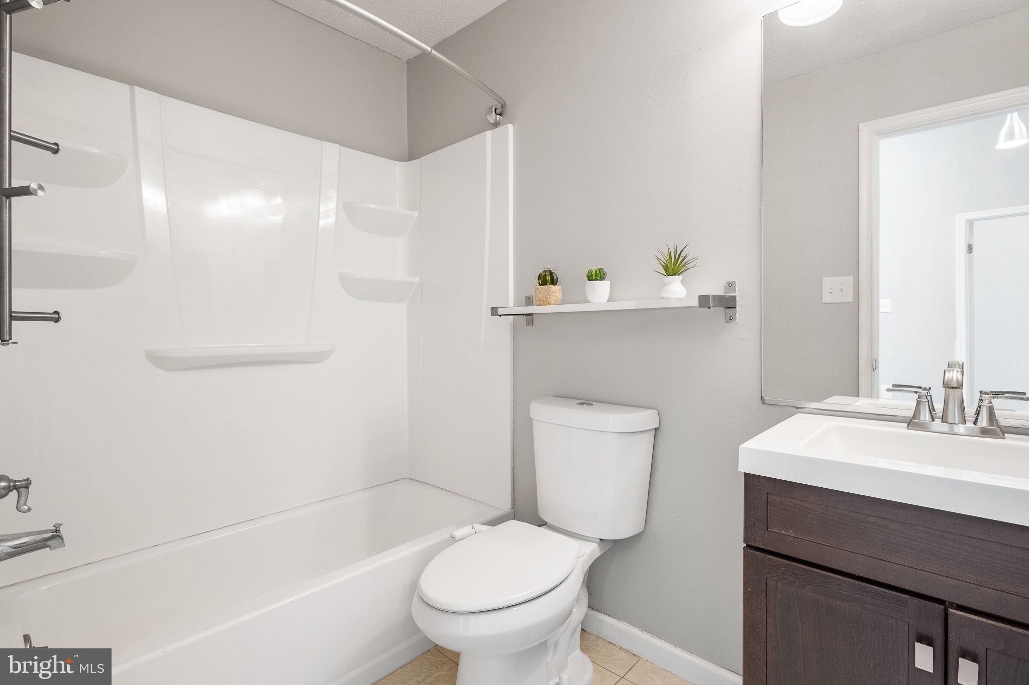 LIFESTYLE AT SULLY STATION - Residential