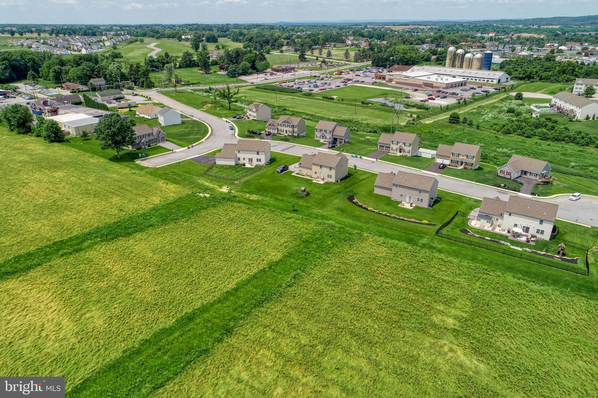 ASHCOMBE FARMS SOUTH - Residential