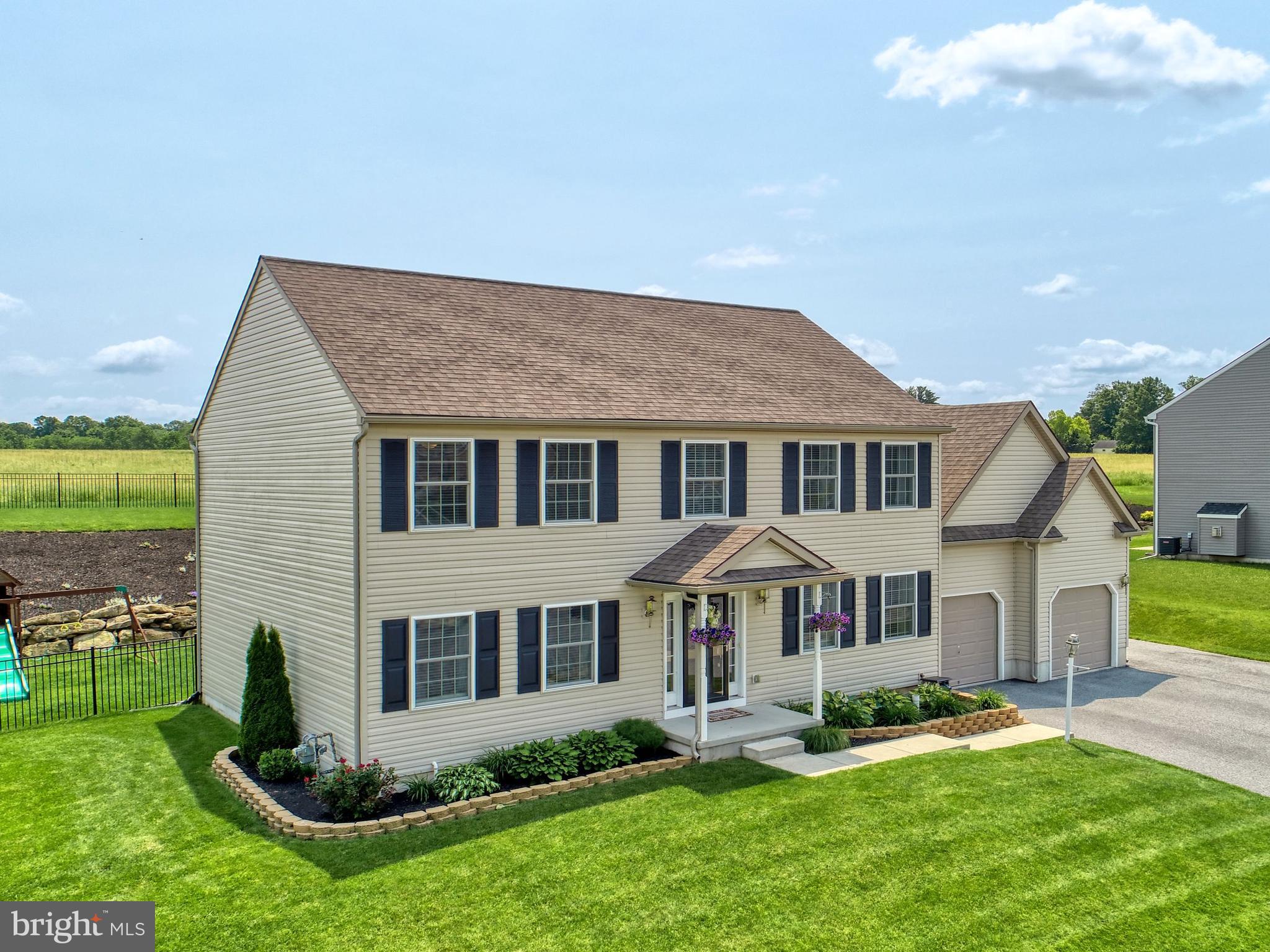 ASHCOMBE FARMS SOUTH - Residential