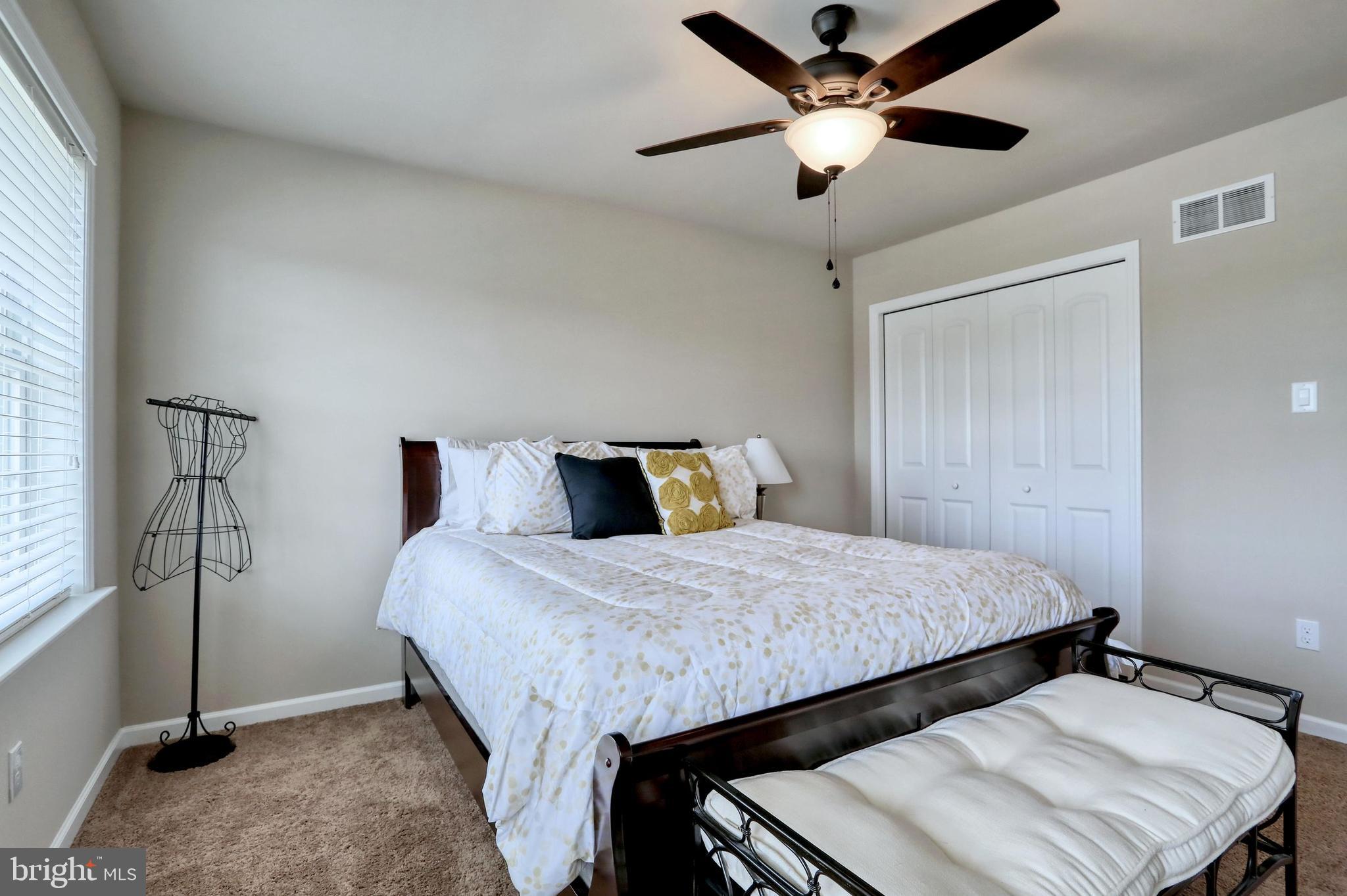 ASHCOMBE FARMS SOUTH - Residential